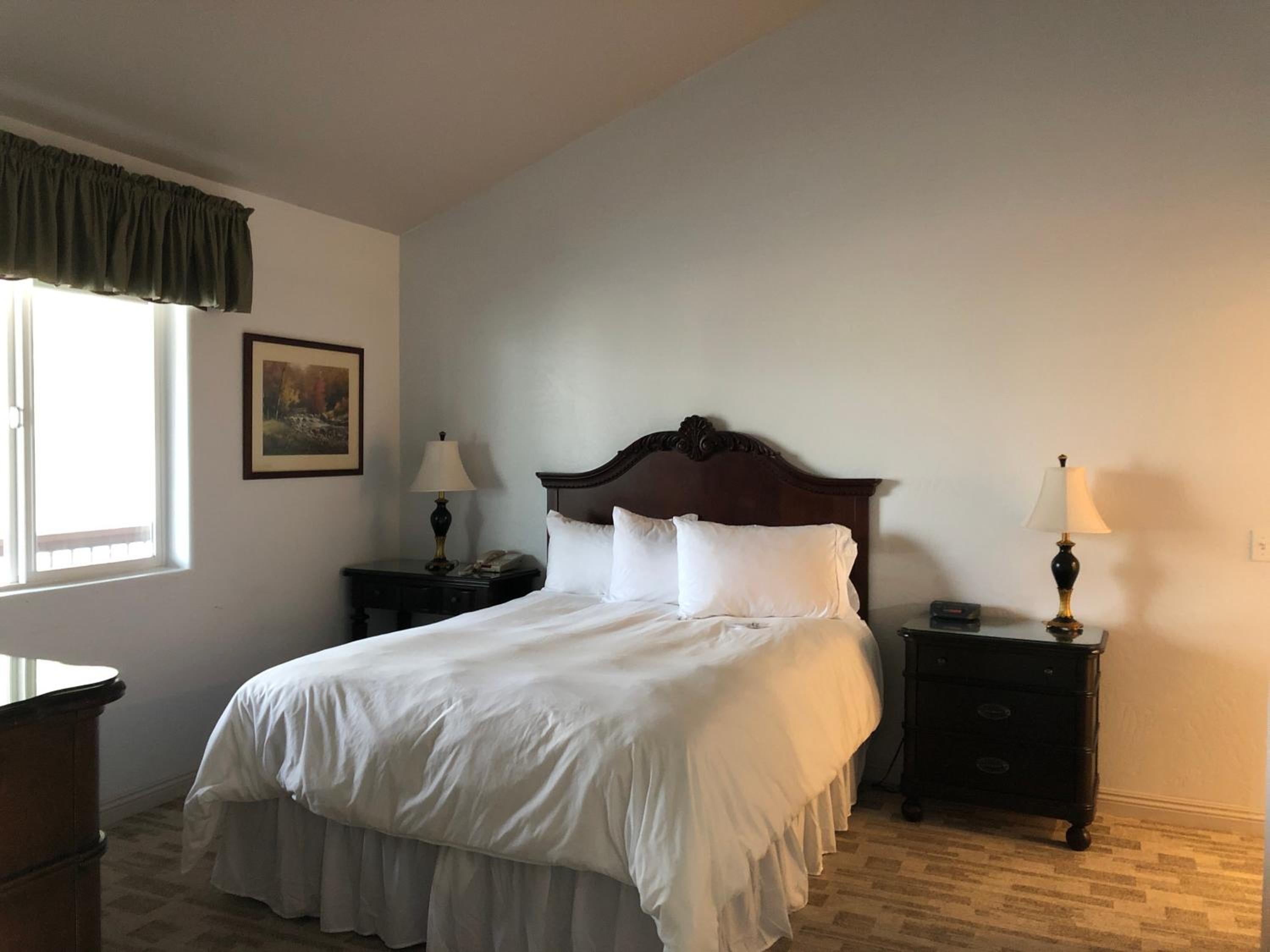 Queen Suite
