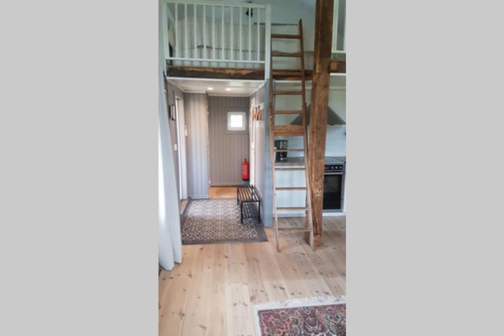 One-Bedroom House - Photo 14