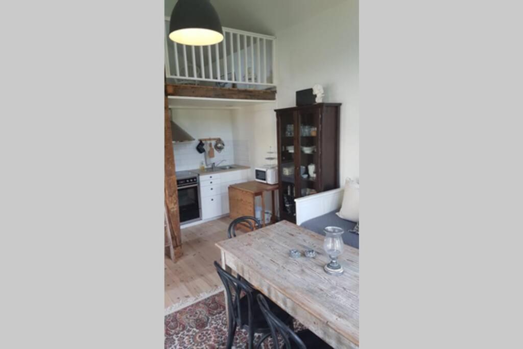 One-Bedroom House - Photo 7