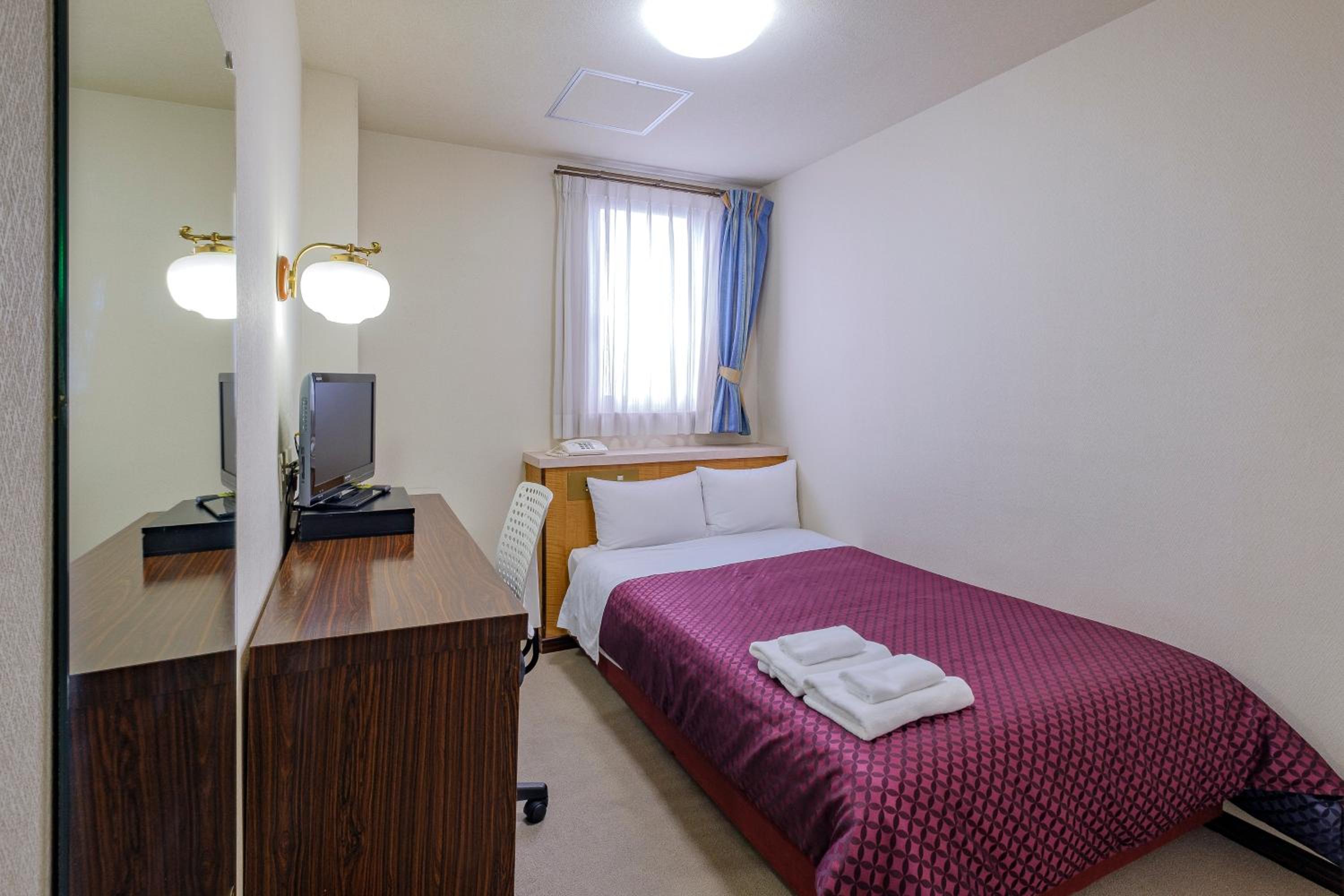 Double Room With Small Double Bed - Non-Smoking