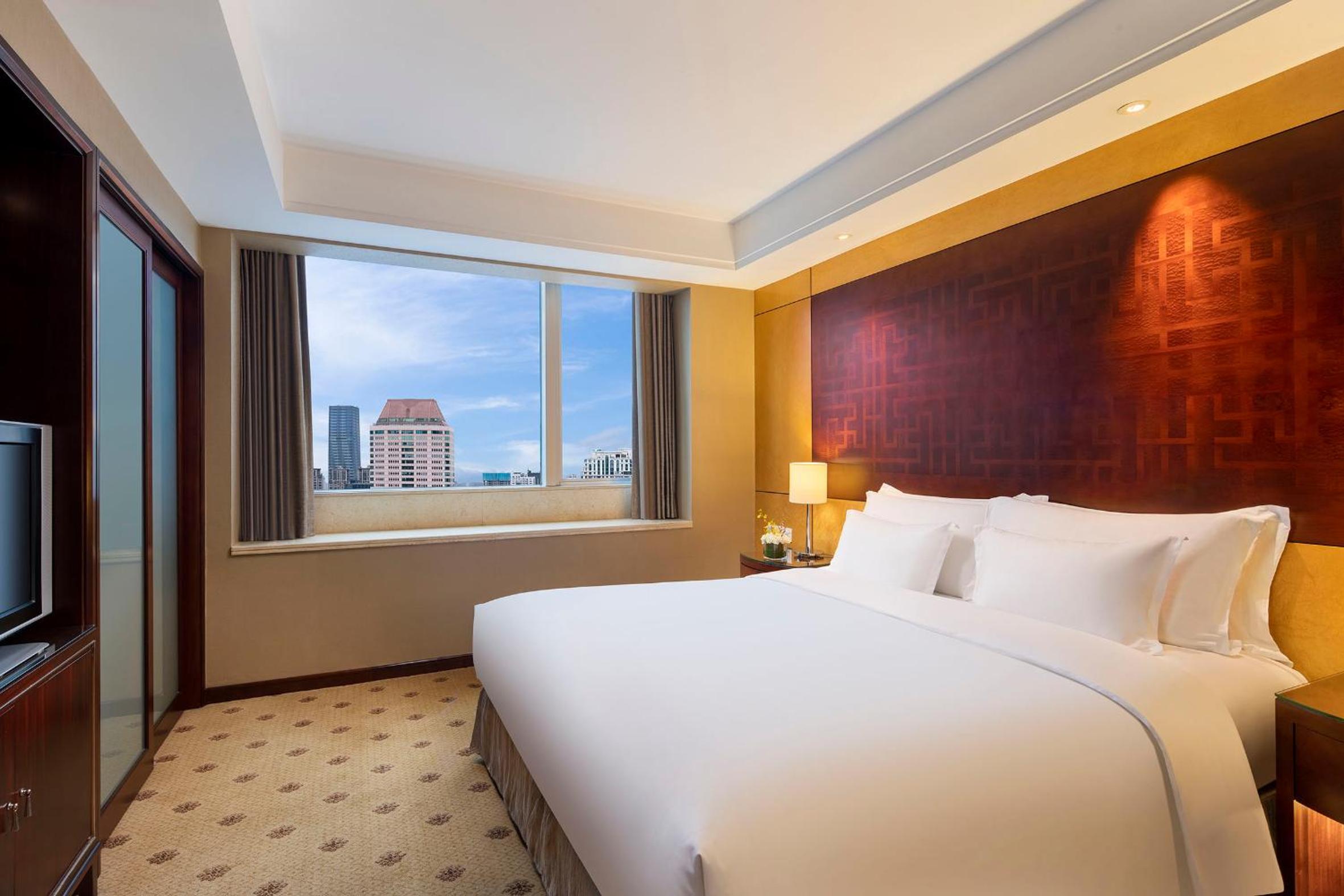 Collection Executive Room