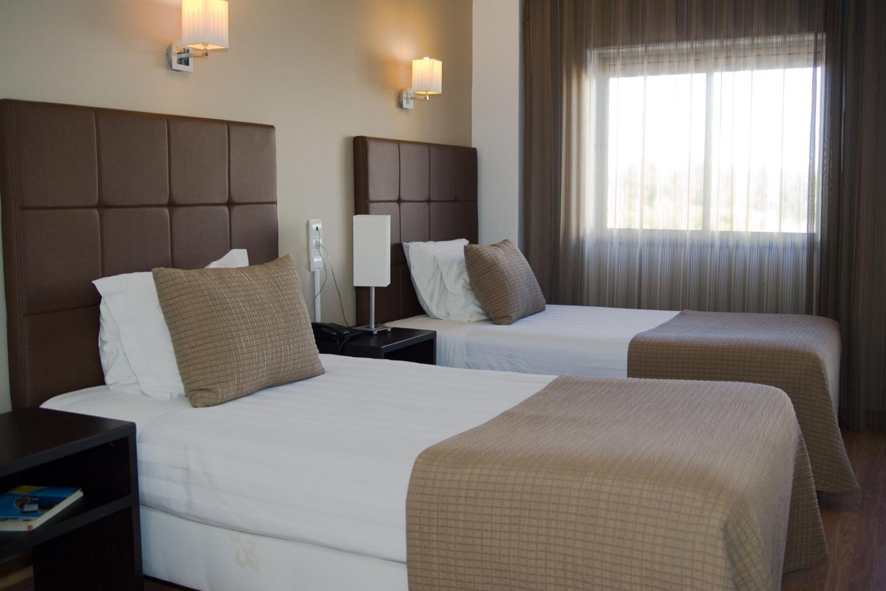 Standard Double or Twin Room with Balcony photo 2