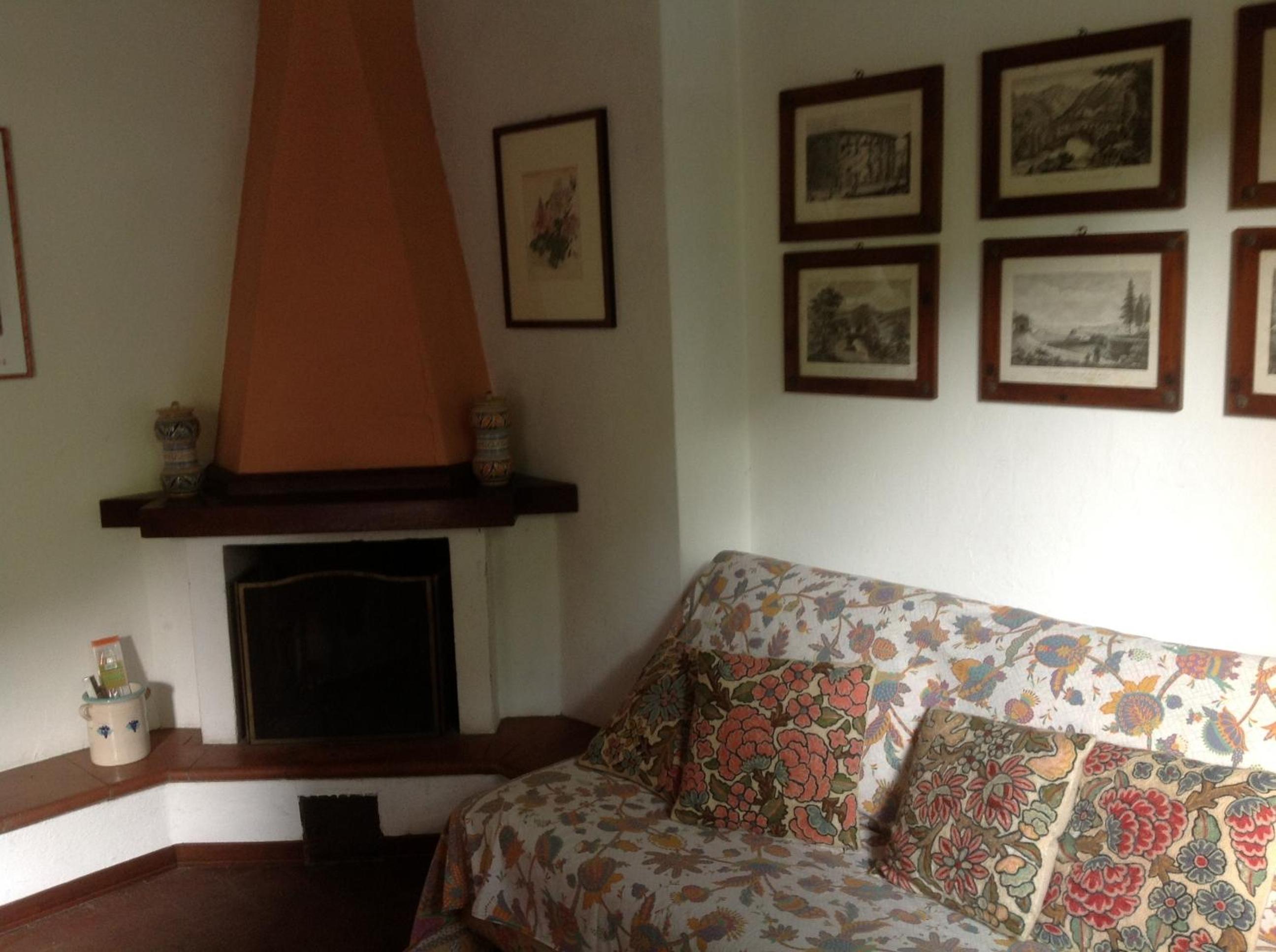 One-Bedroom House photo 1