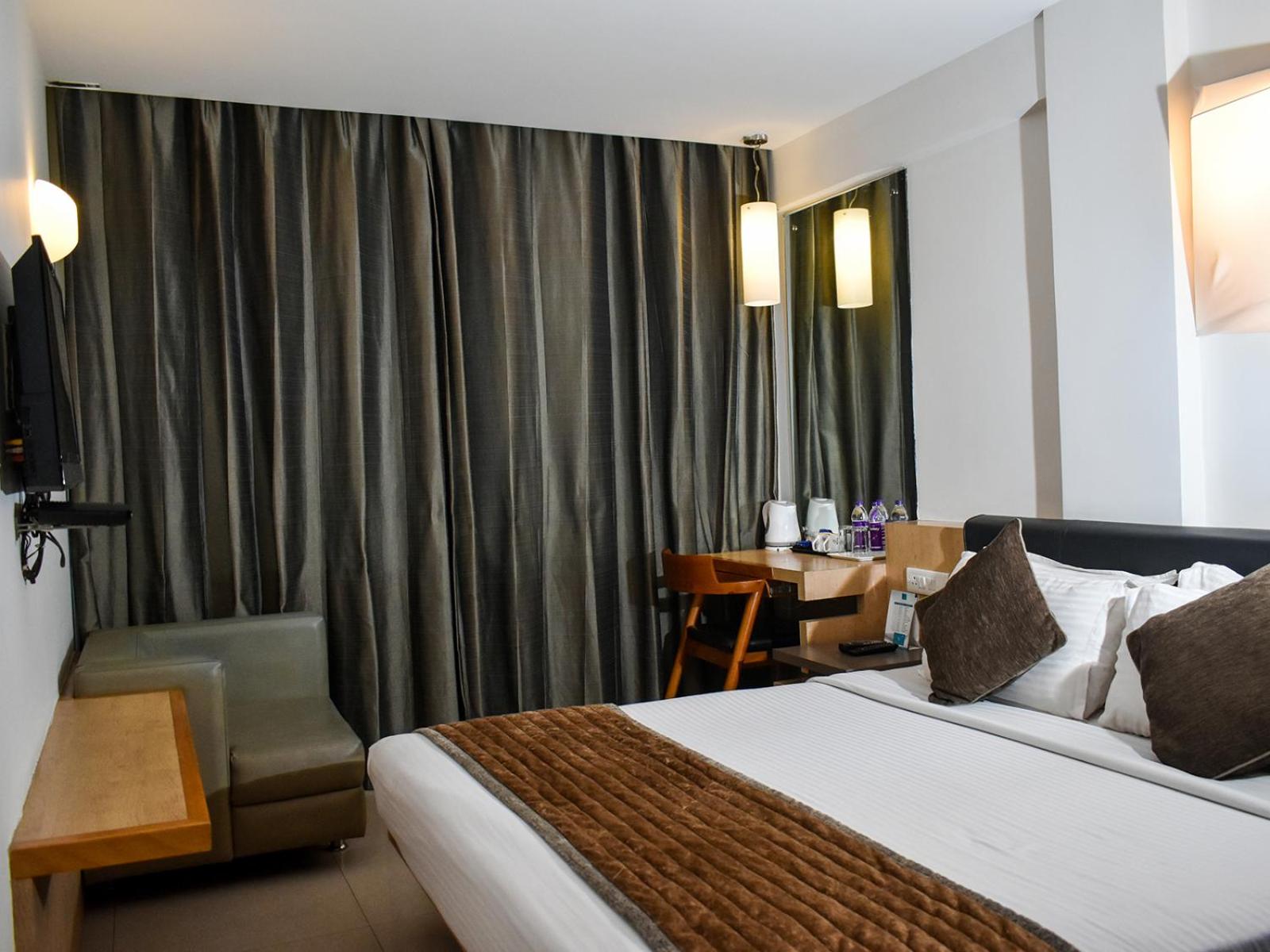 Standard Double Room - Photo 5
