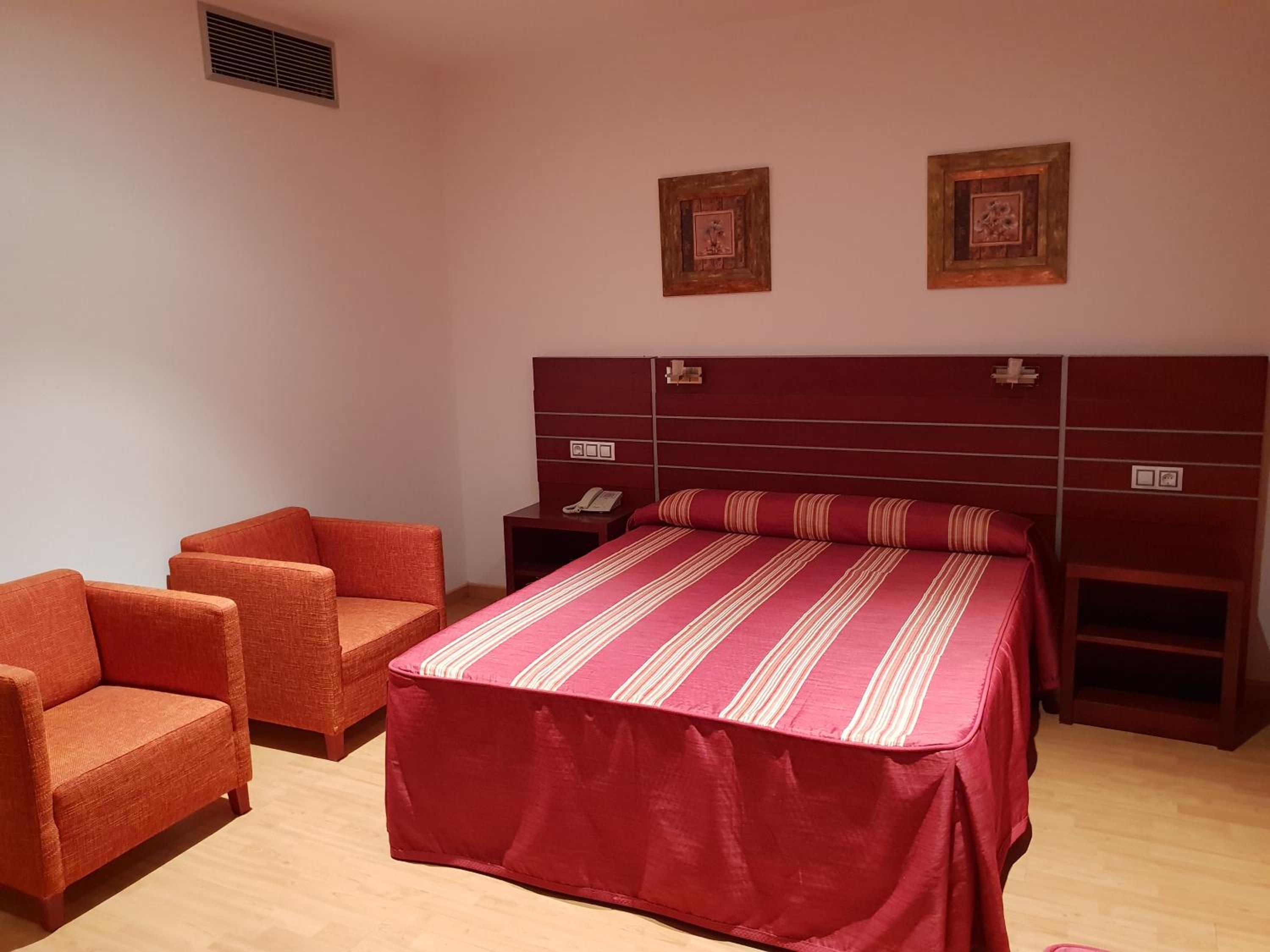 Habitación Doble o con Dos Camas