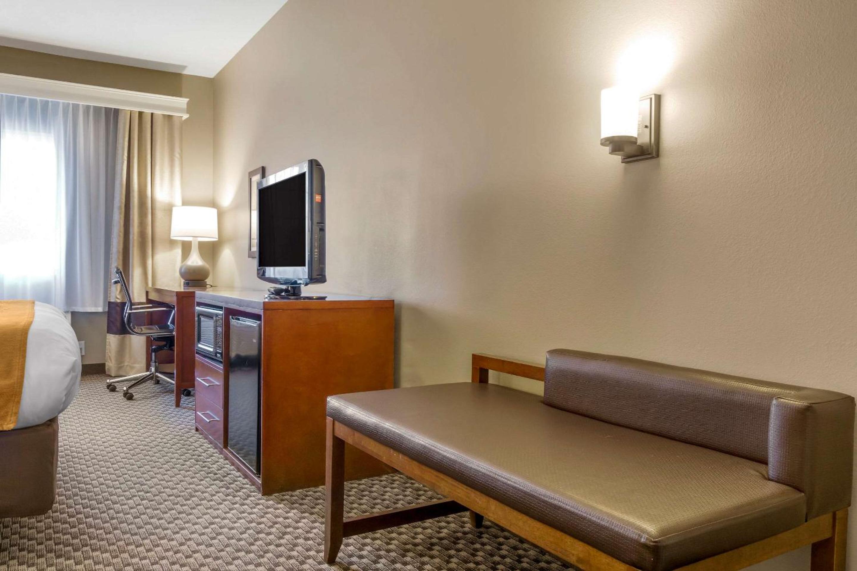 Queen Room - Disability Access/Non-Smoking photo 1