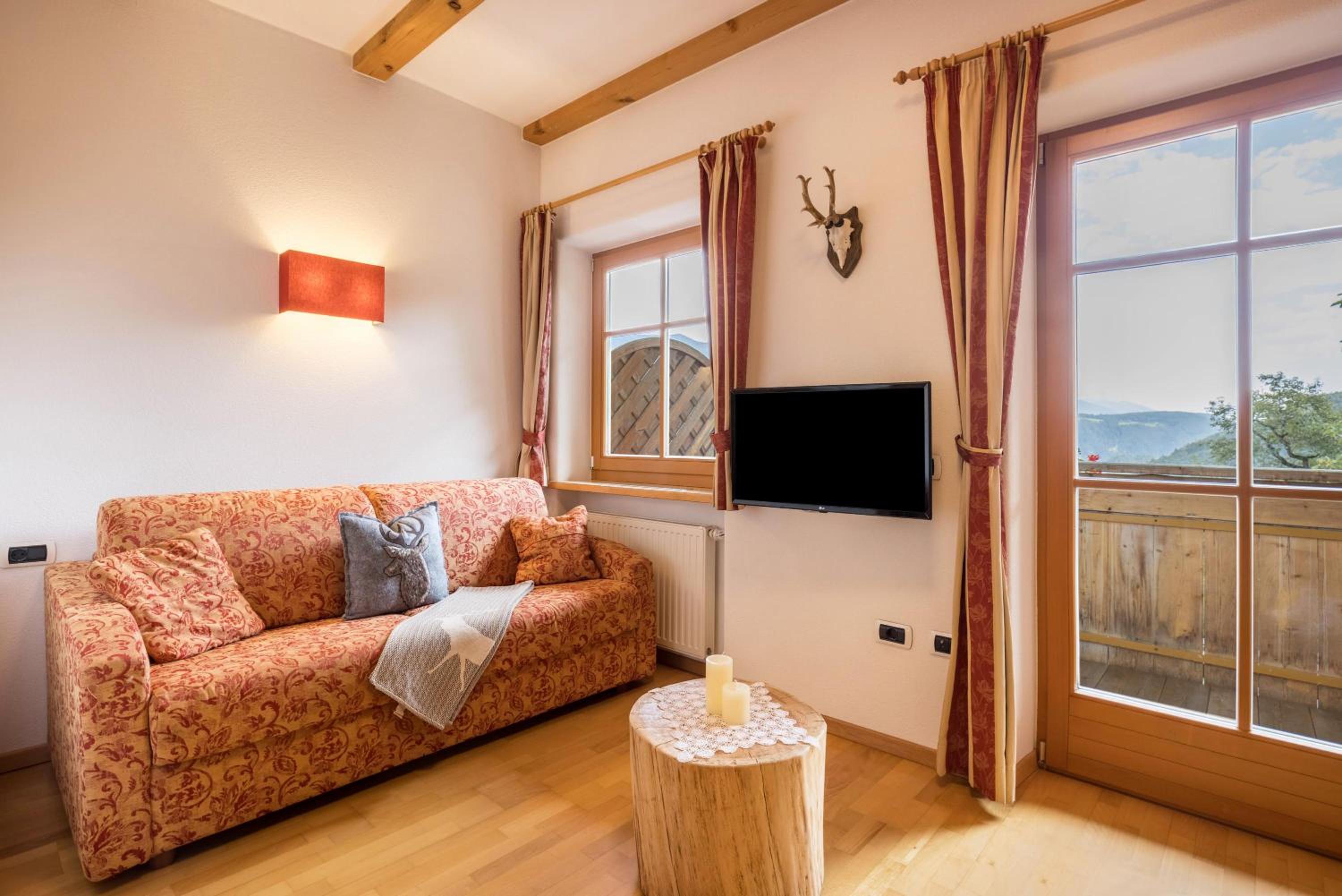 Superior One-Bedroom Apartment with Balcony photo 1