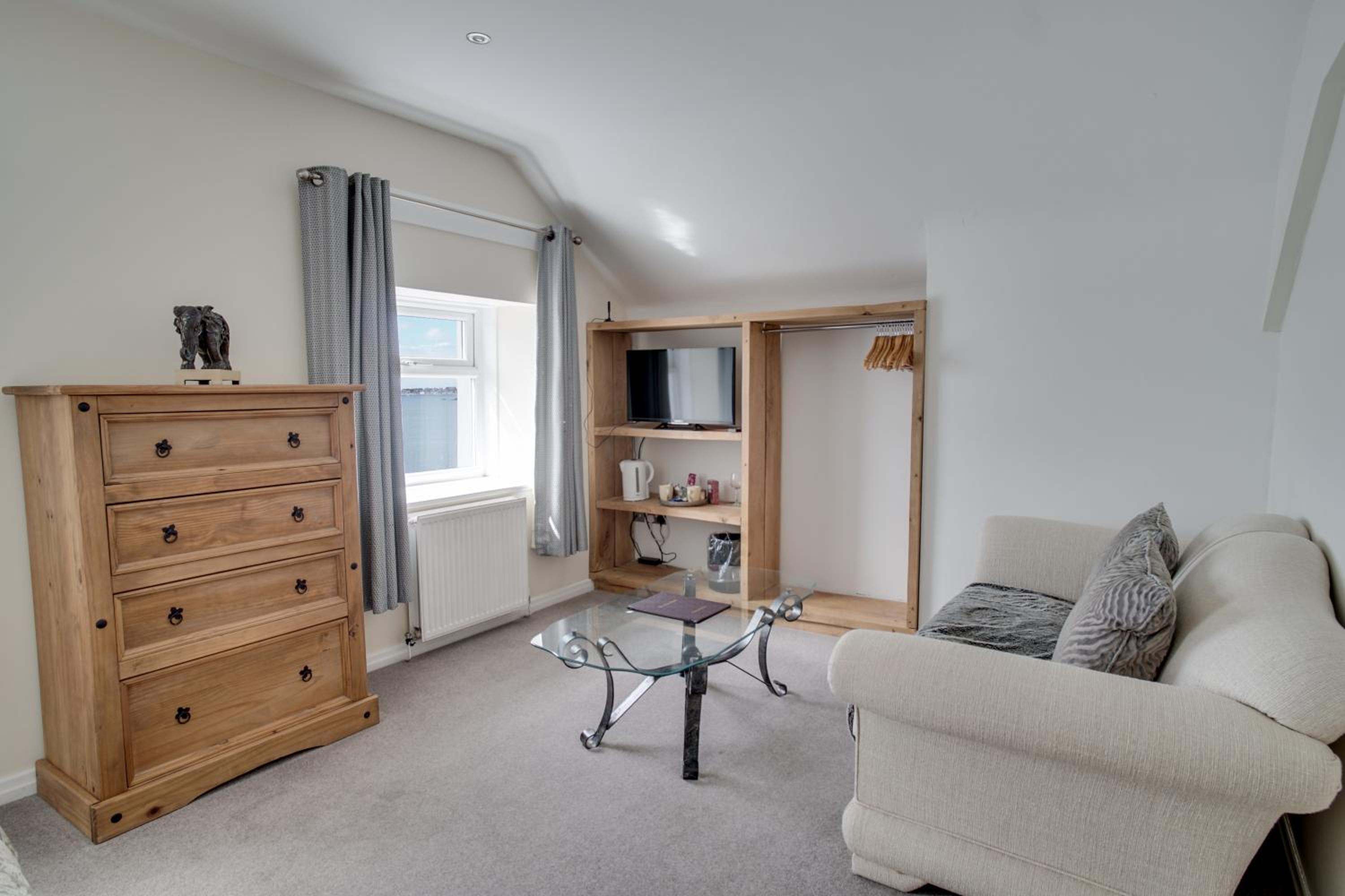 Superior Suite with Sea View photo 3