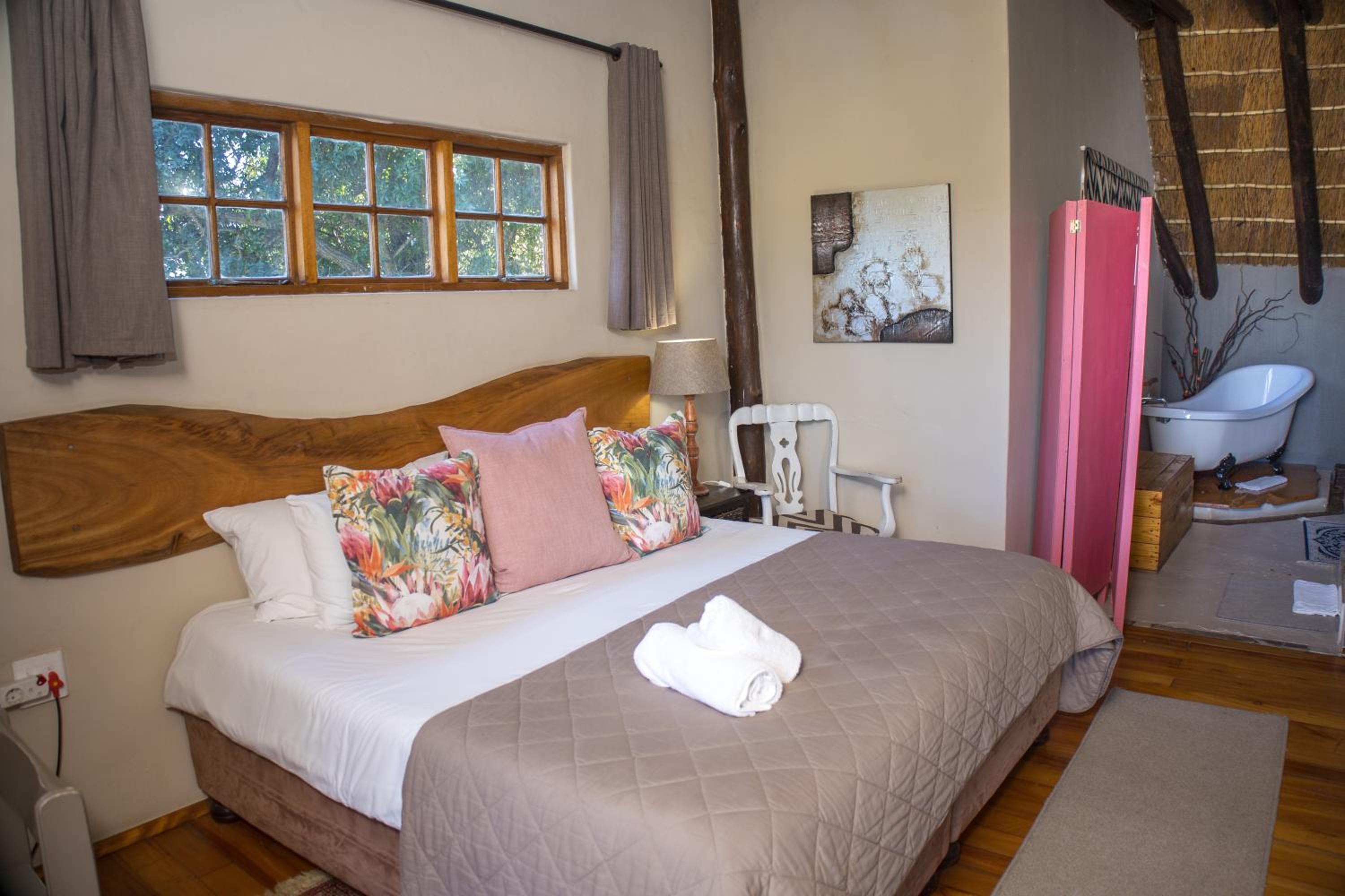 Suite - Photo 9
