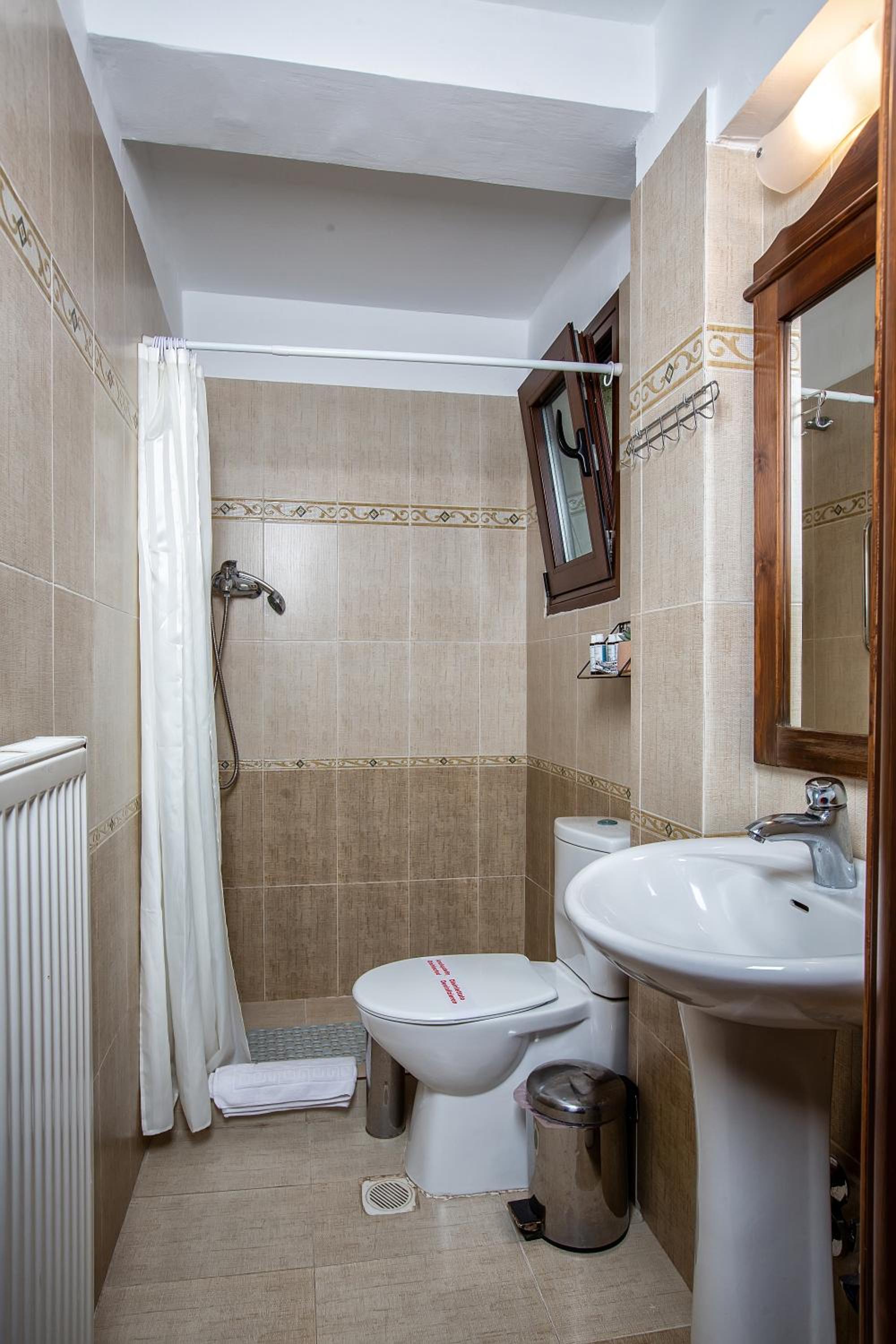 Single Room with Balcony photo 2