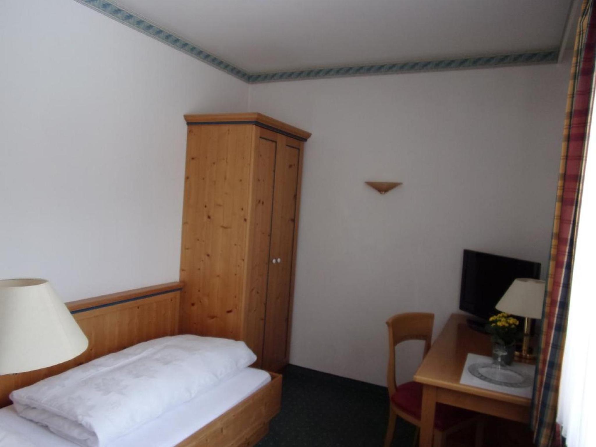 Single Room photo 3
