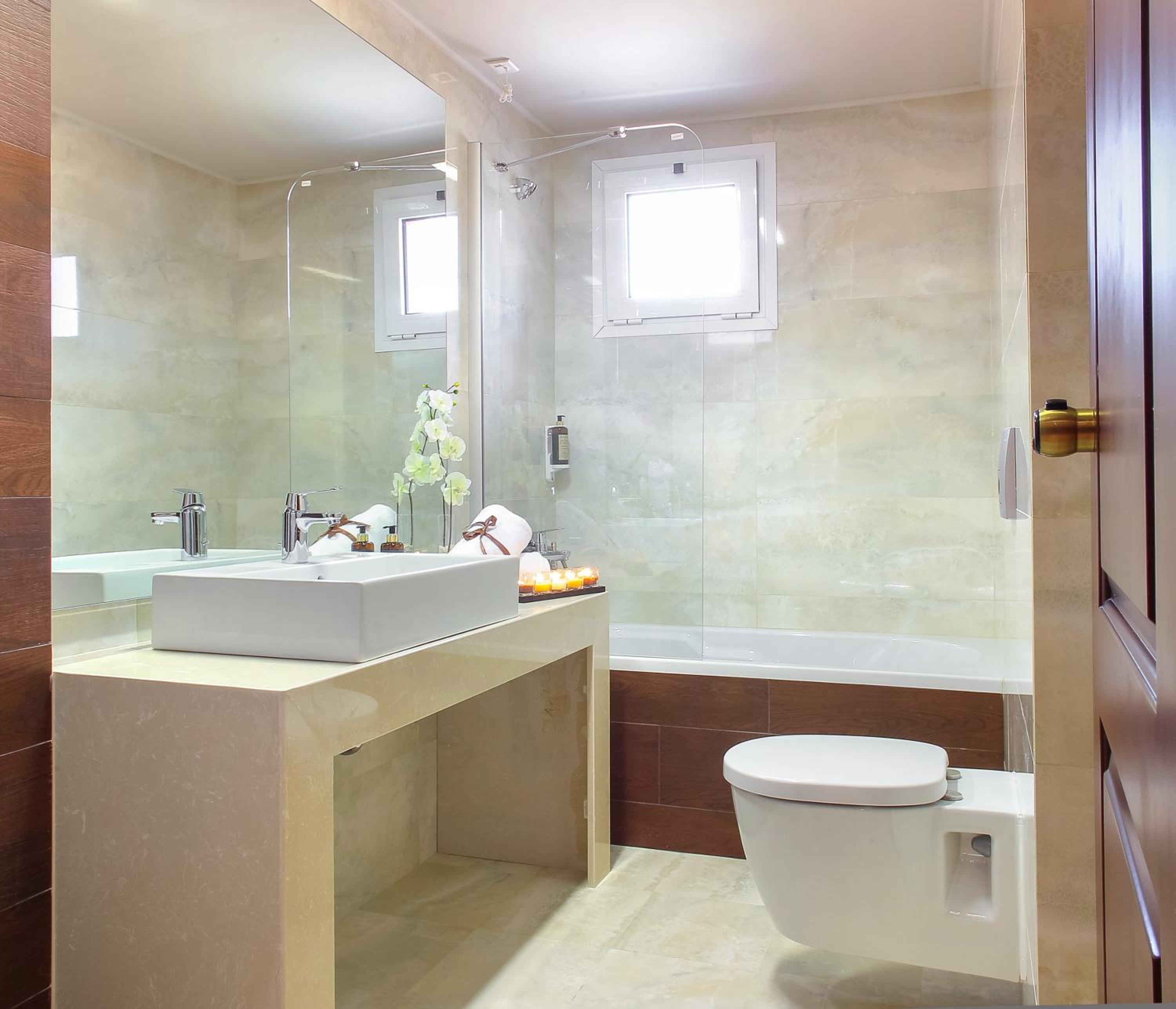Standard Double Room - Photo 2