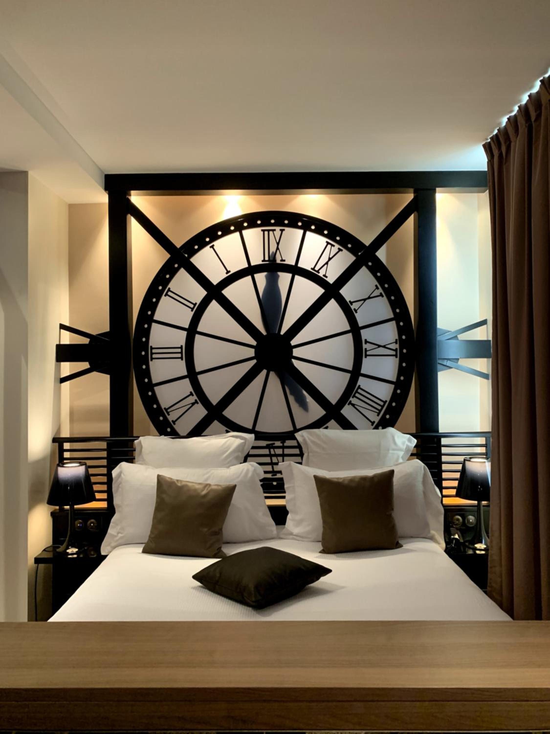 Musée d'Orsay Room - With Jacuzzi