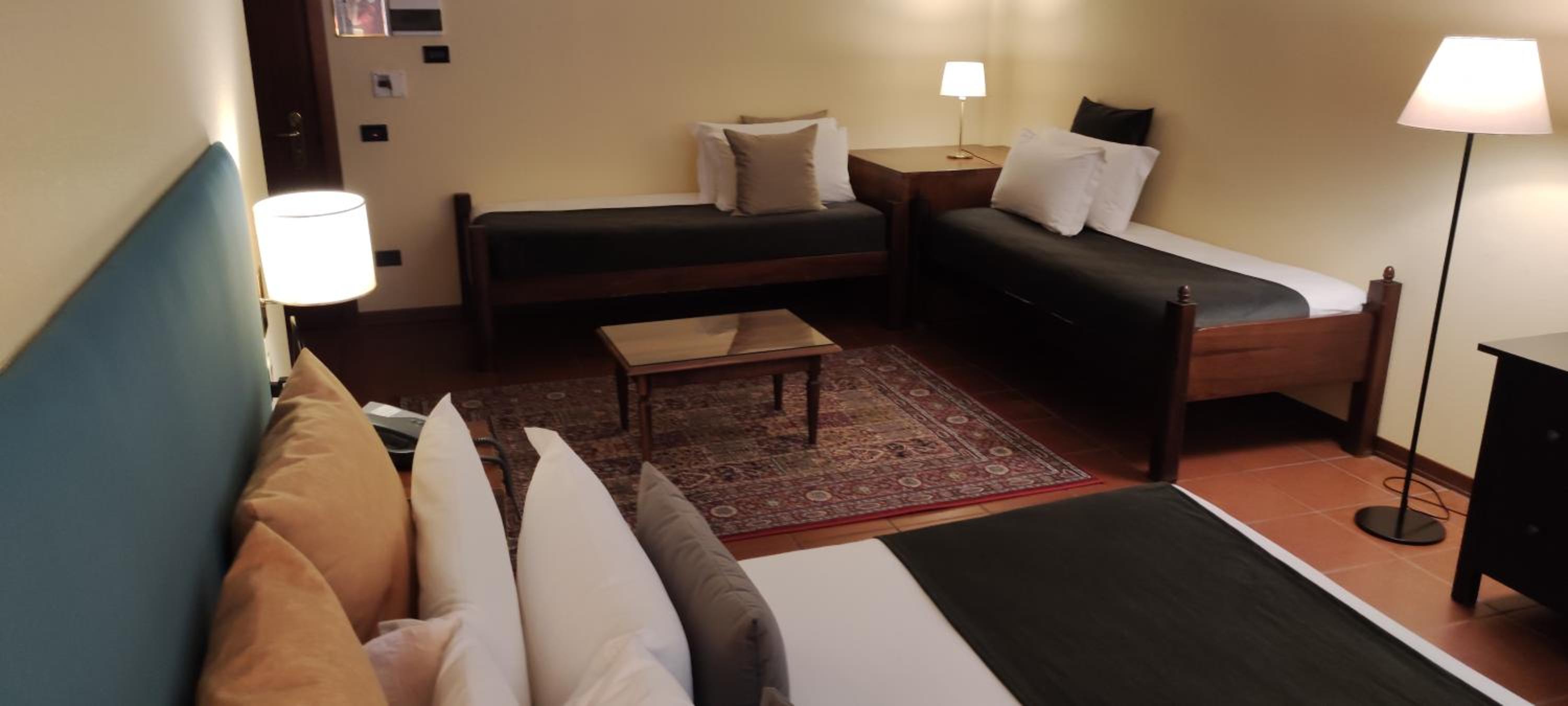 Family Room - Photo 13