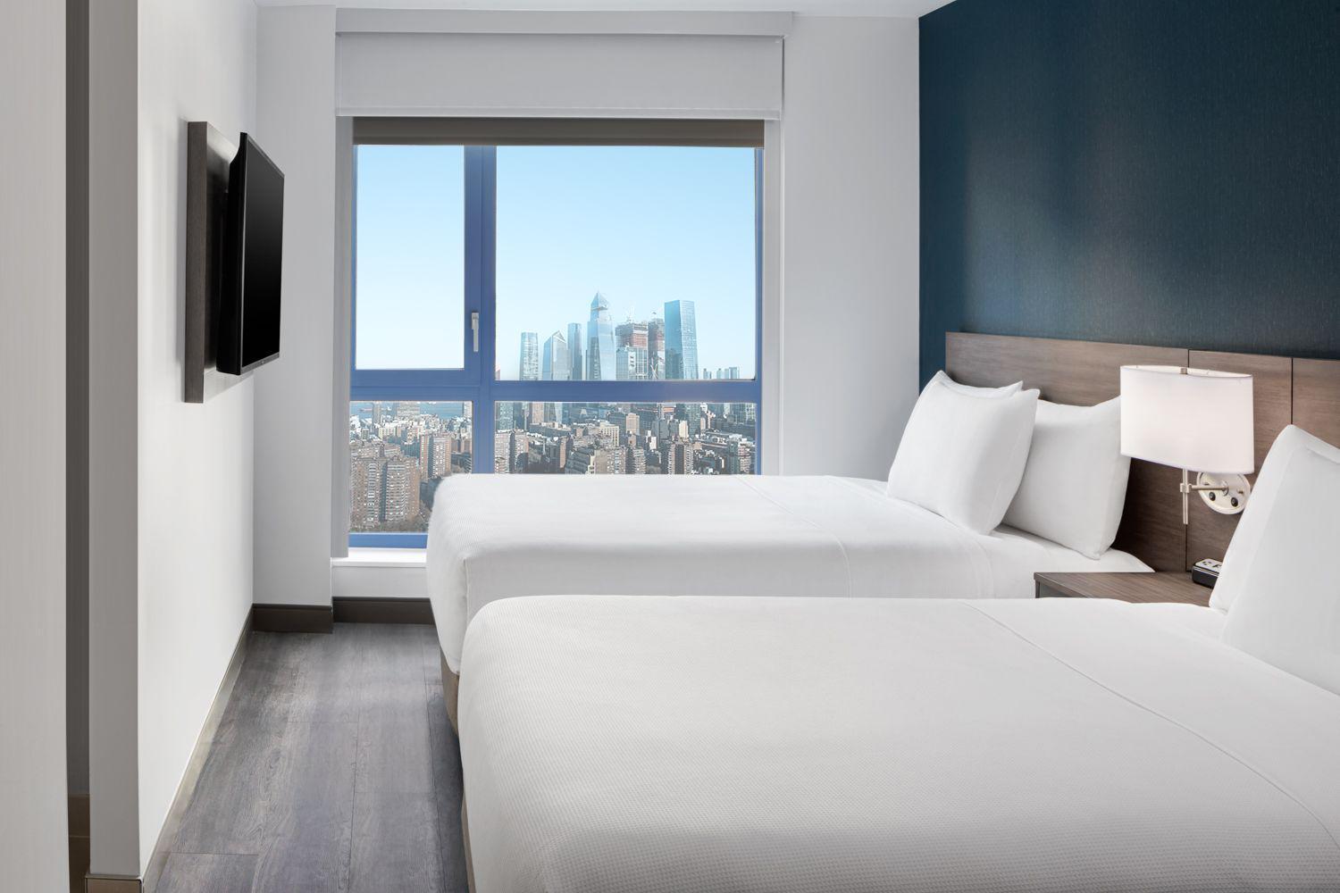 Double Room with Two Double Beds, Skyline View