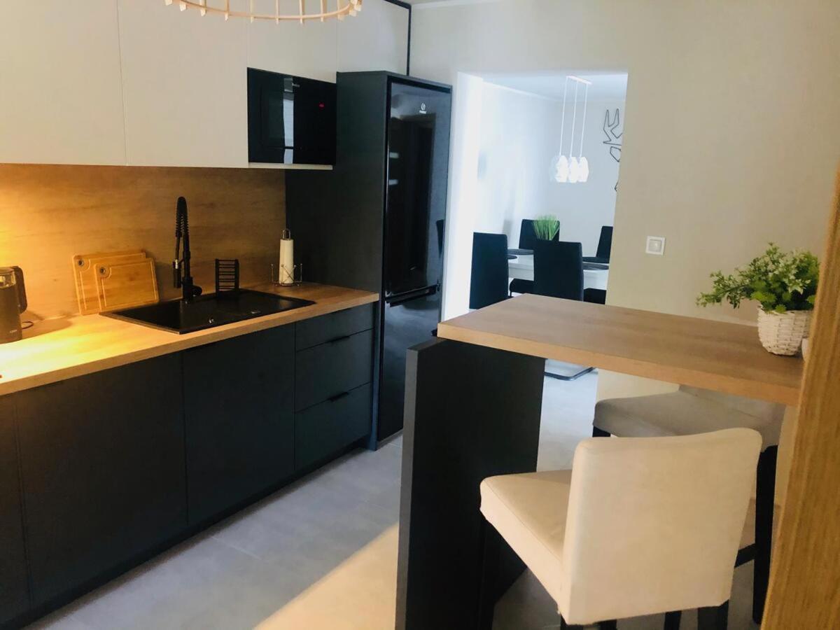Two-Bedroom Apartment - Photo 4
