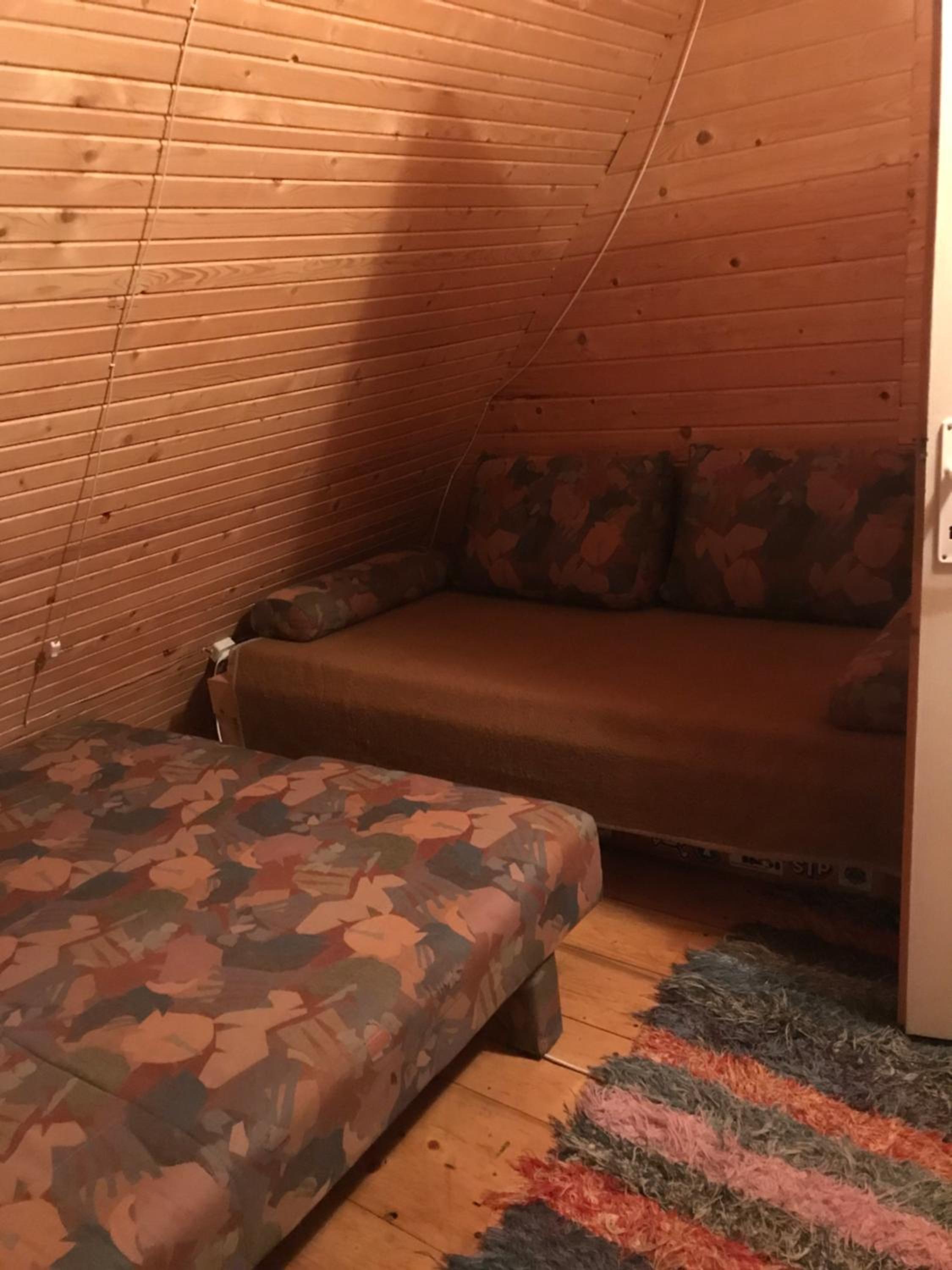 Three-Bedroom House photo 2
