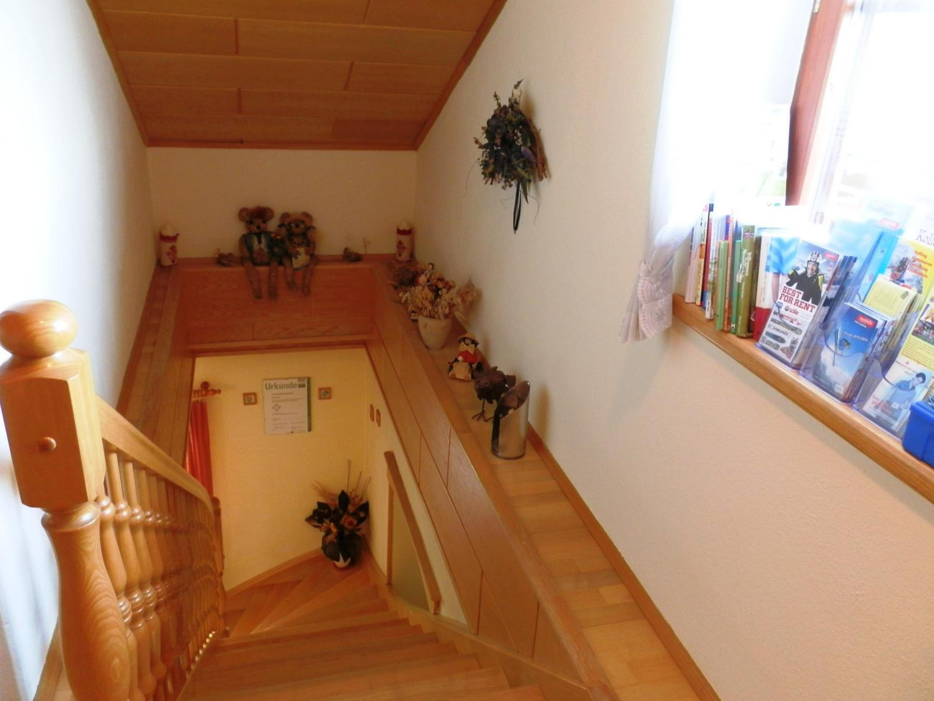 Two-Bedroom Apartment with Mountain View - Photo 6