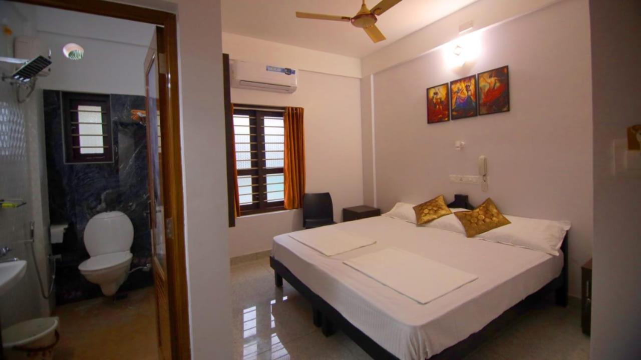 Queen Room