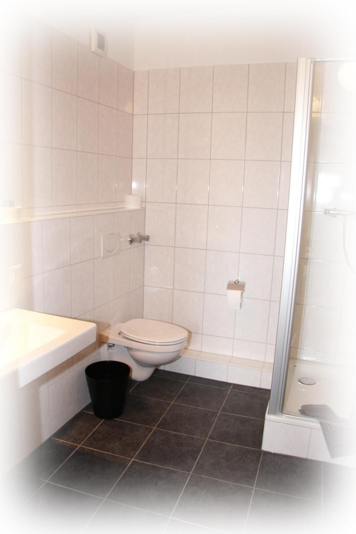Standard Double Room - Photo 2