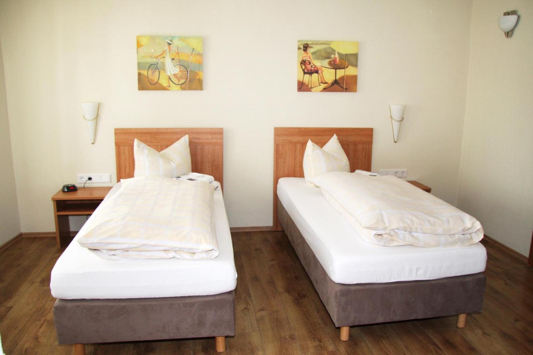 Standard Double Room - Photo 1