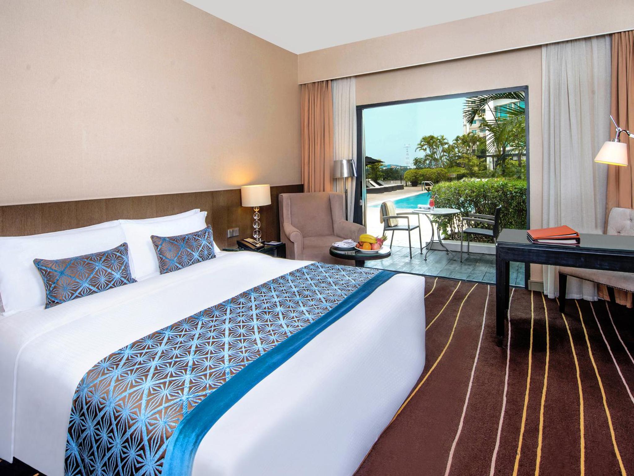 Cabana Deluxe King Room - Photo 1