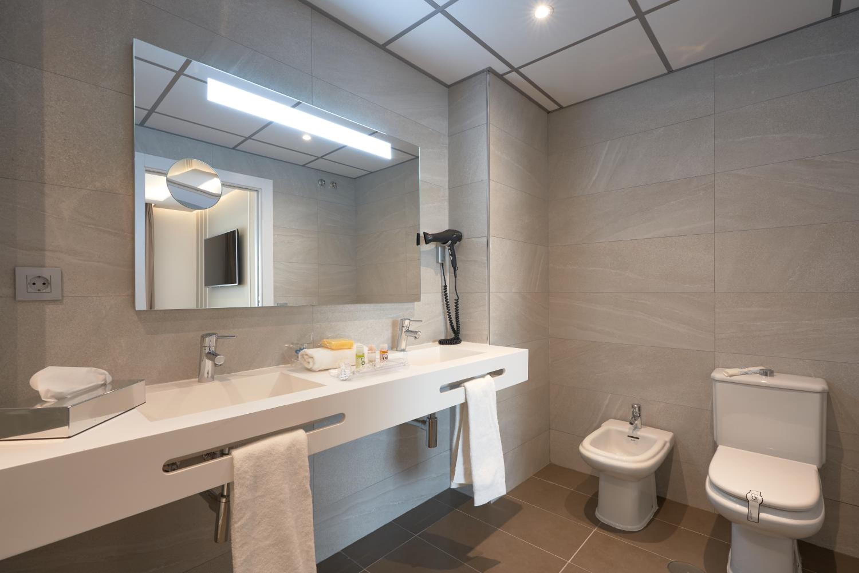 Junior Suite - Photo 14