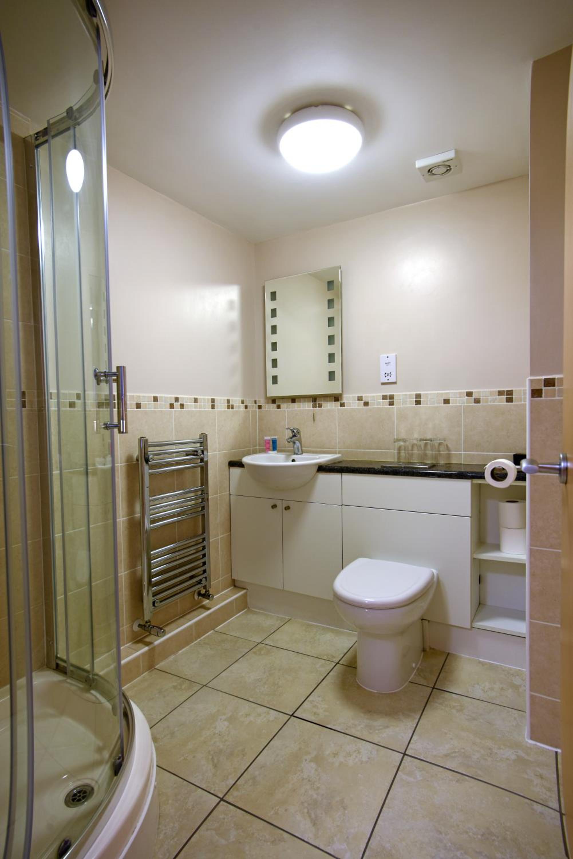 Family Room - Photo 10