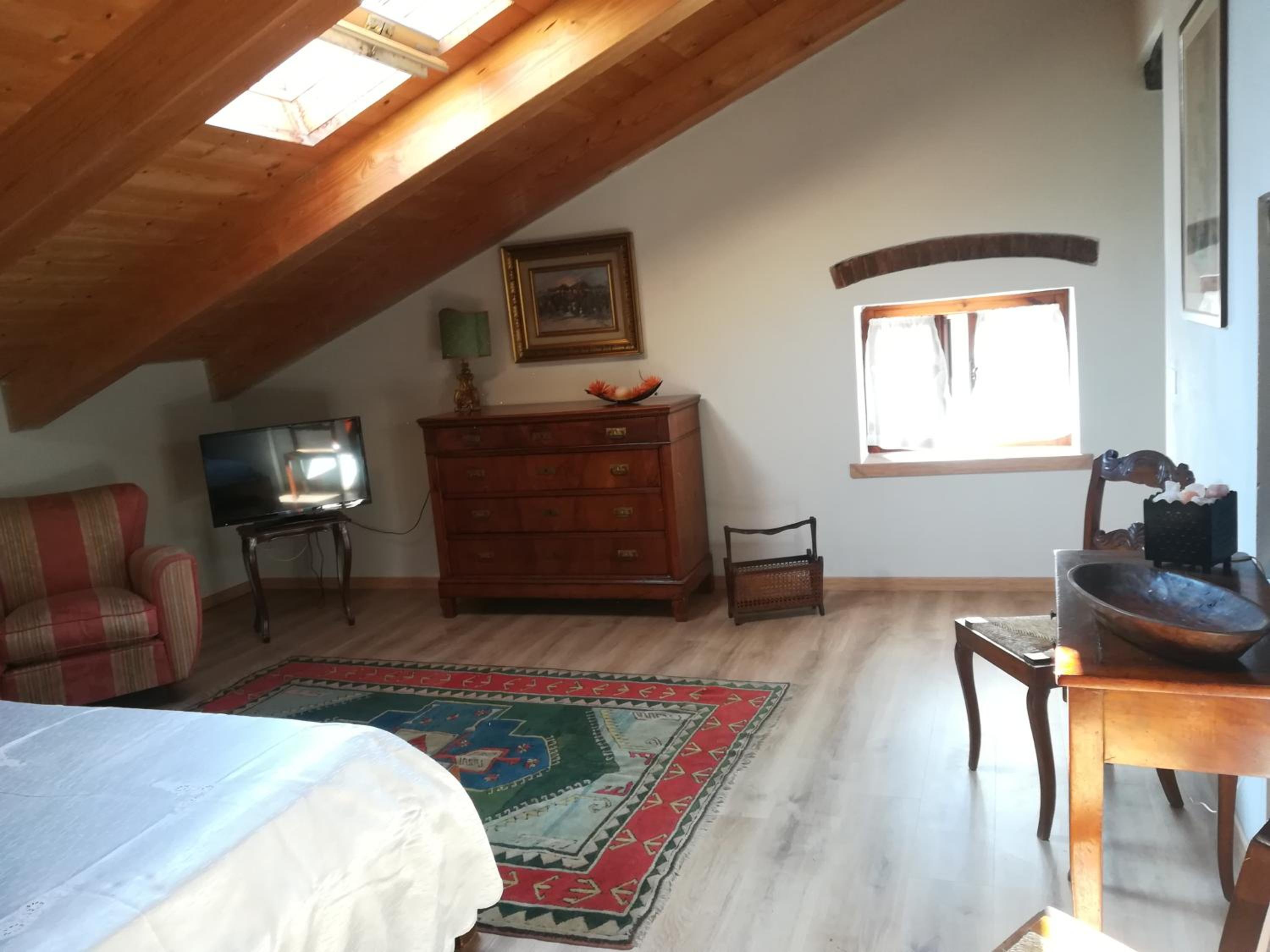 Deluxe Double Room - Photo 2