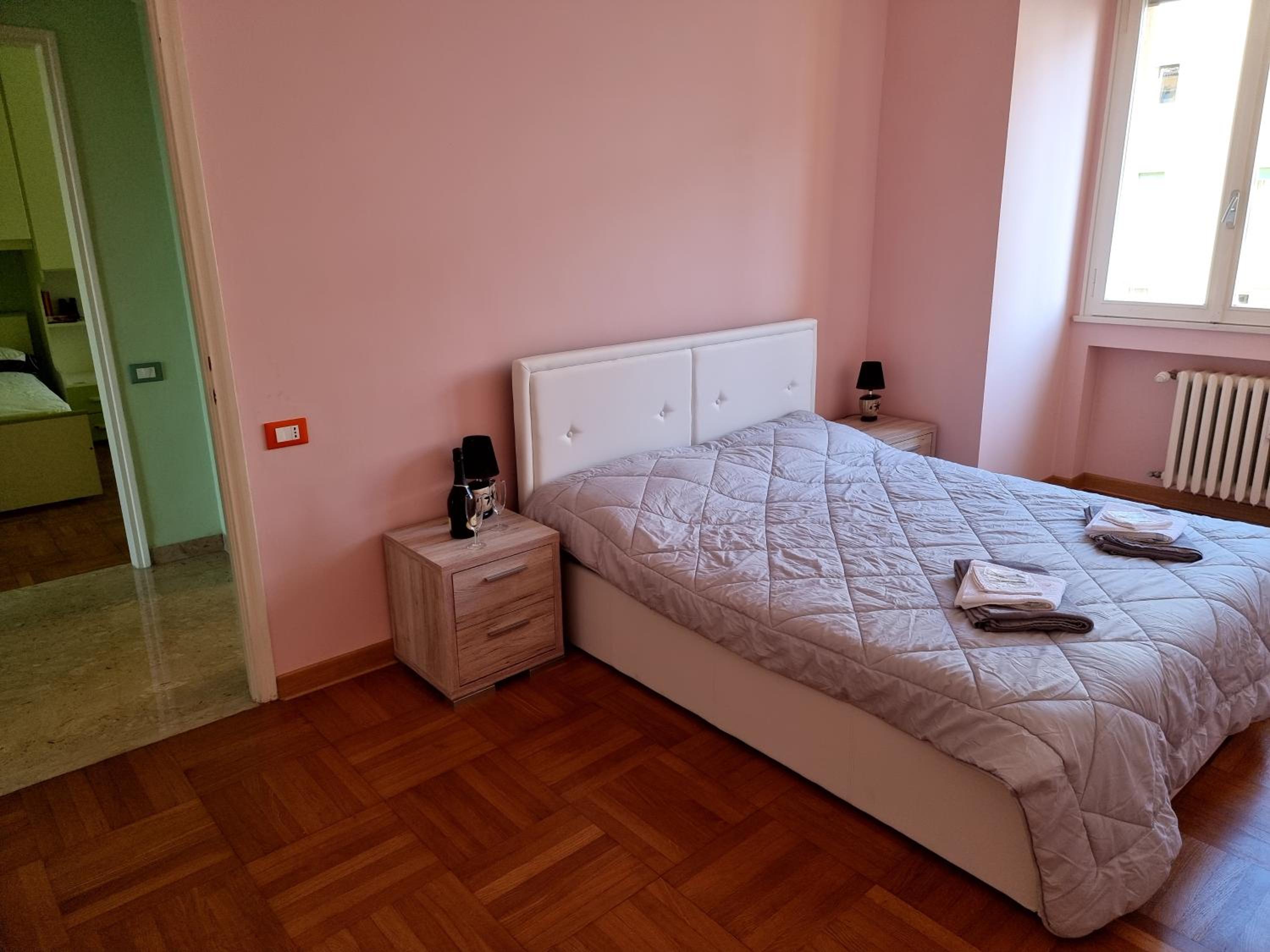 Three-Bedroom Apartment - Photo 7