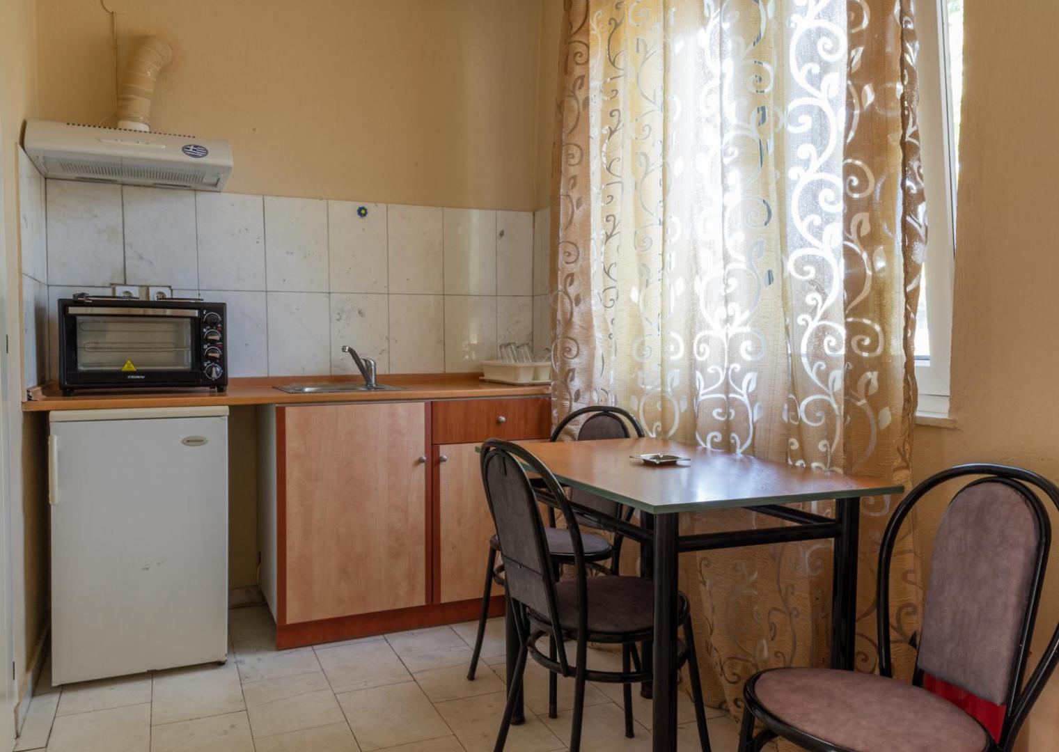 Triple Room - Photo 17