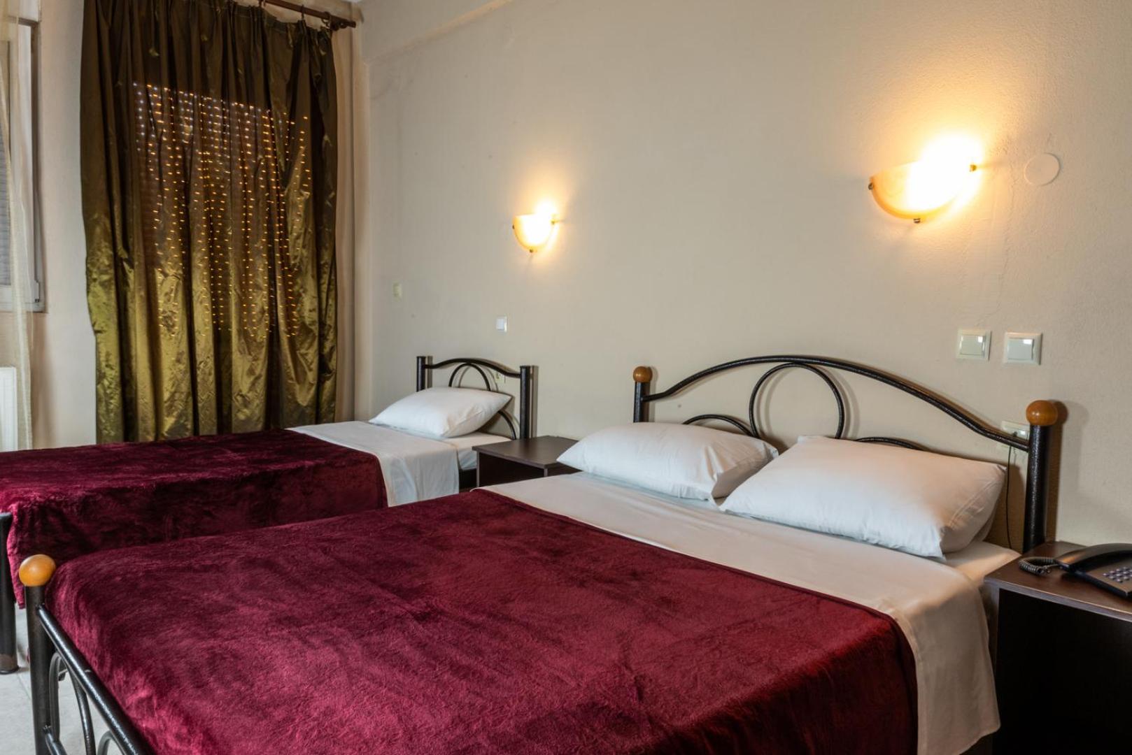 Triple Room - Photo 7