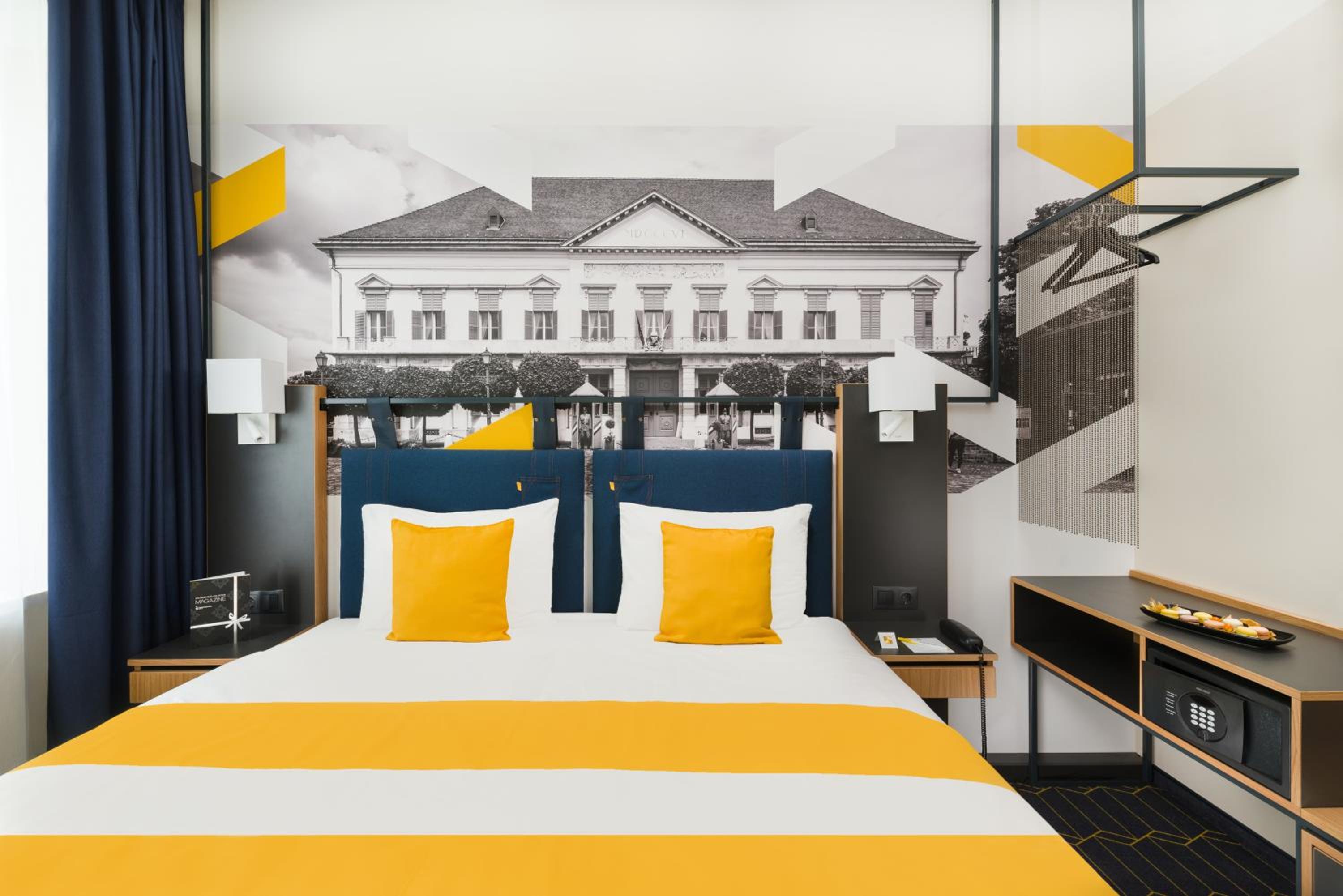Standard Queen Room