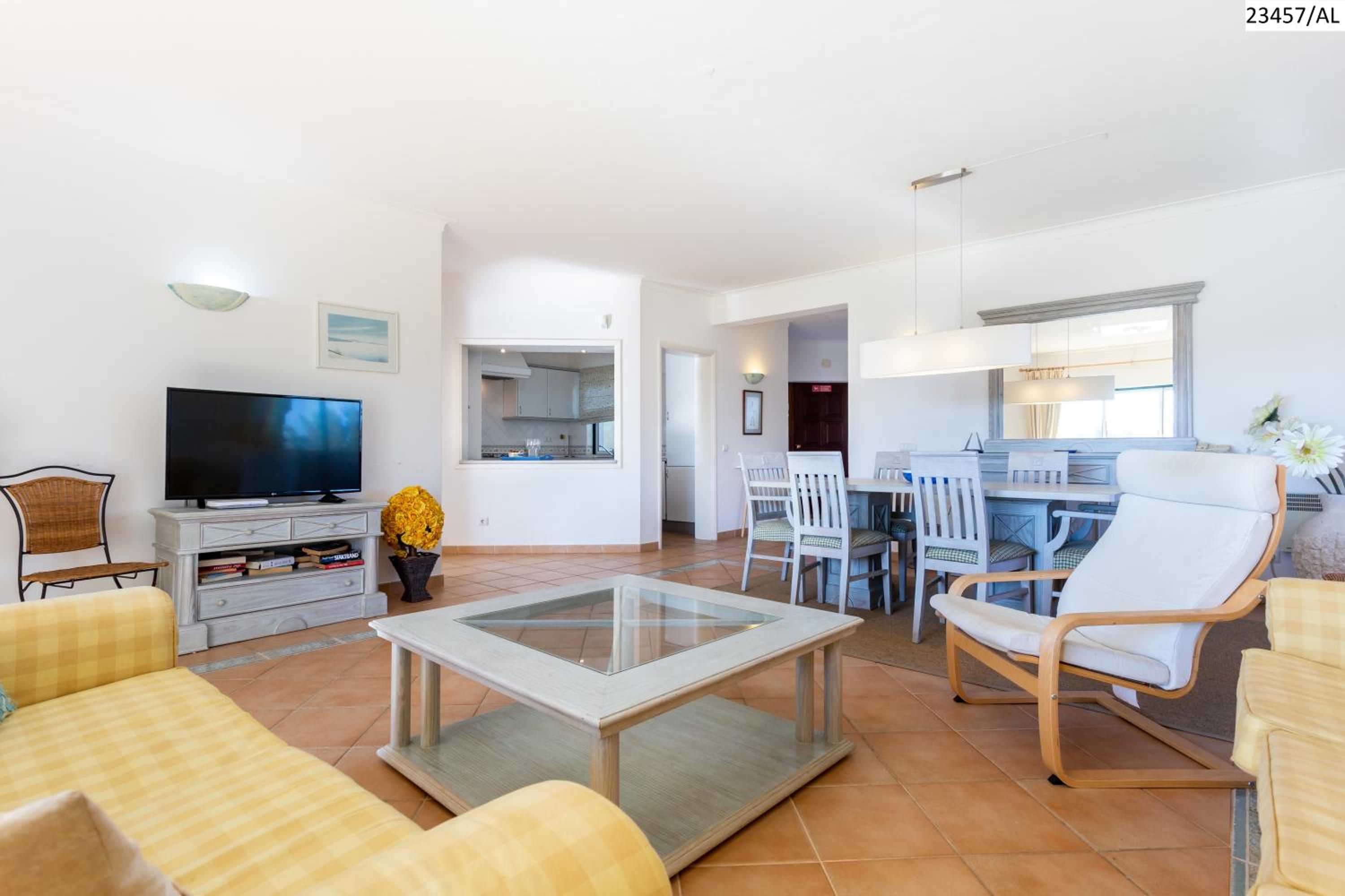 Three-Bedroom Apartment - 063e