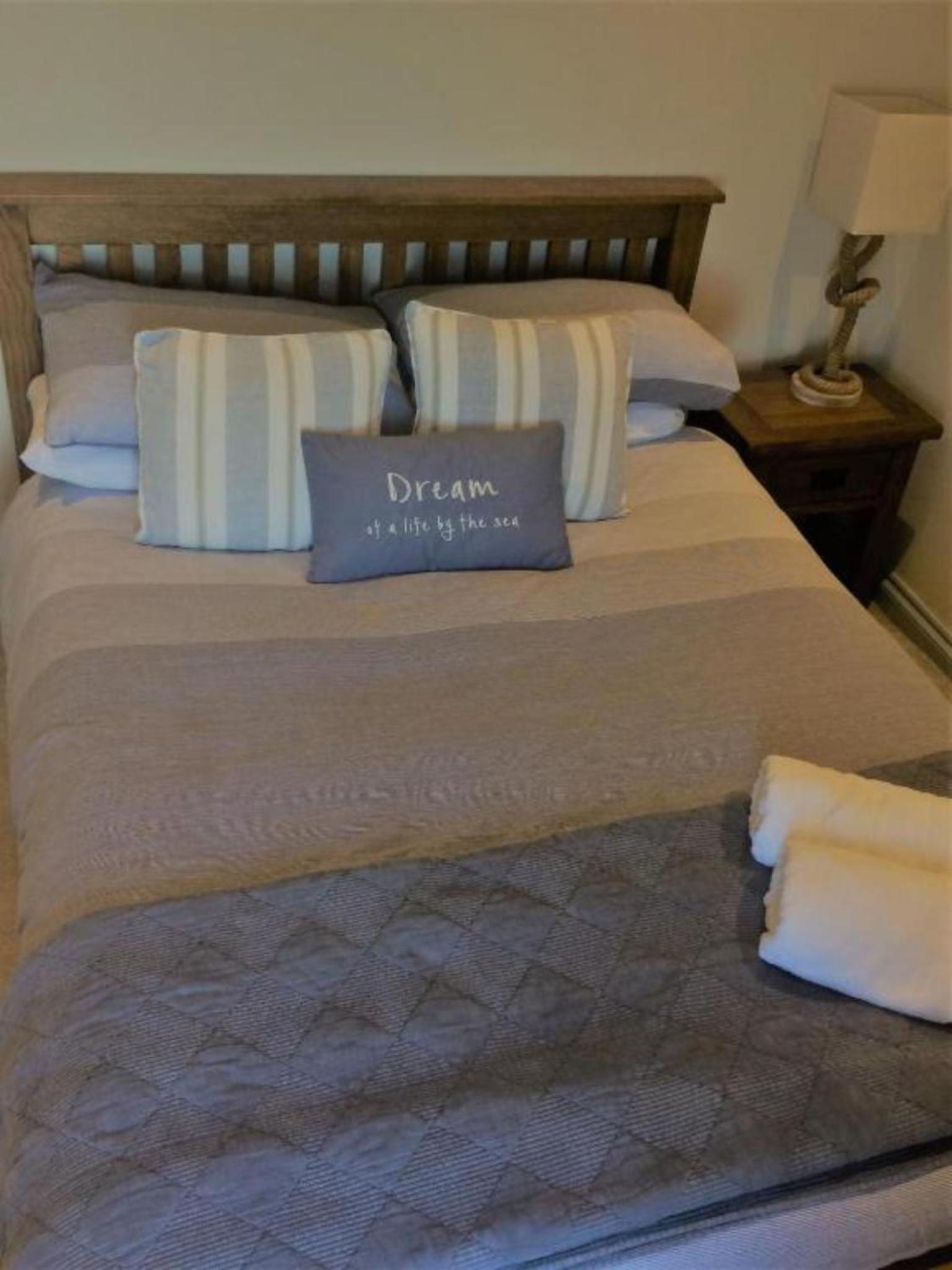 Standard Double Room - Photo 2