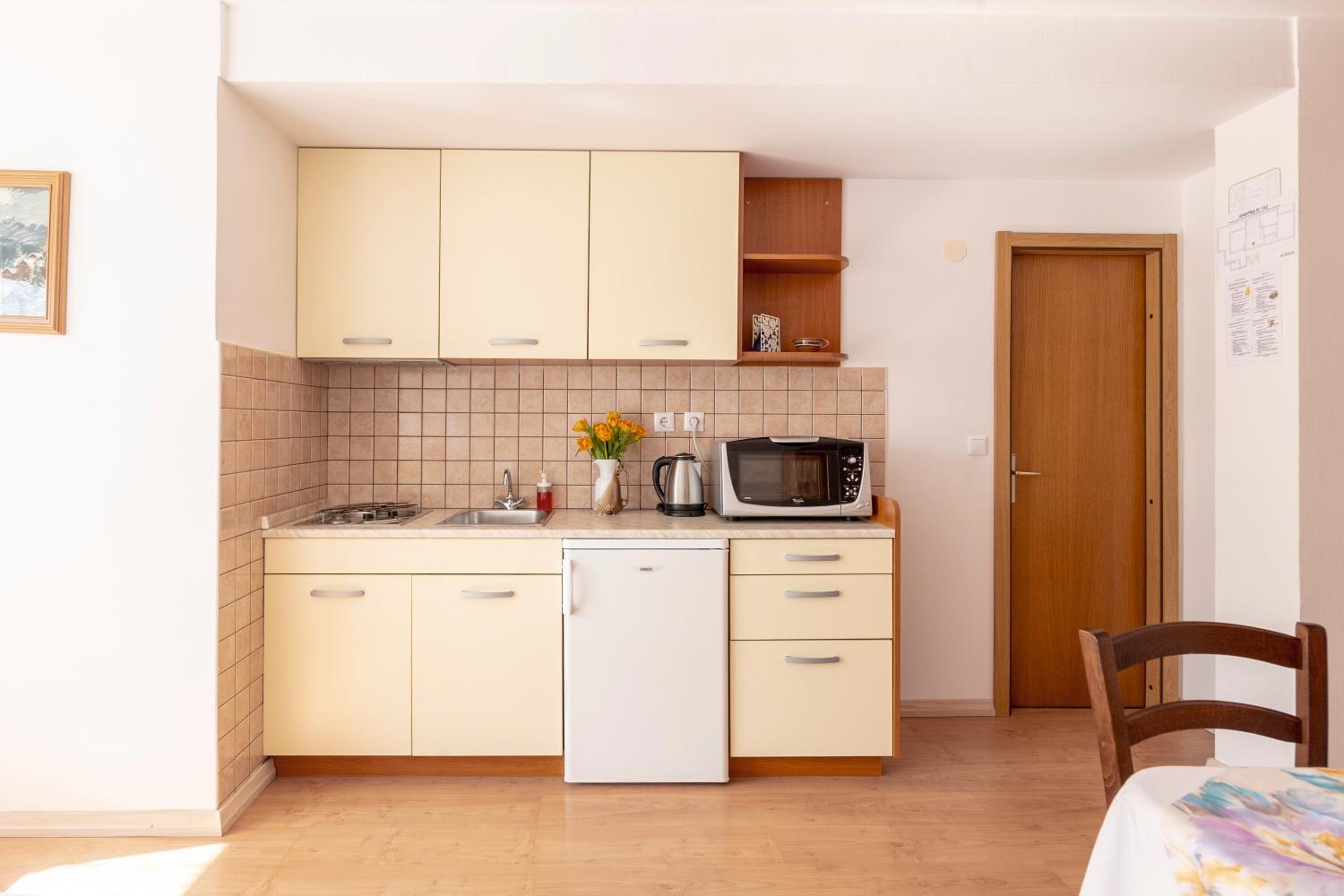 Studio Apartment photo 3