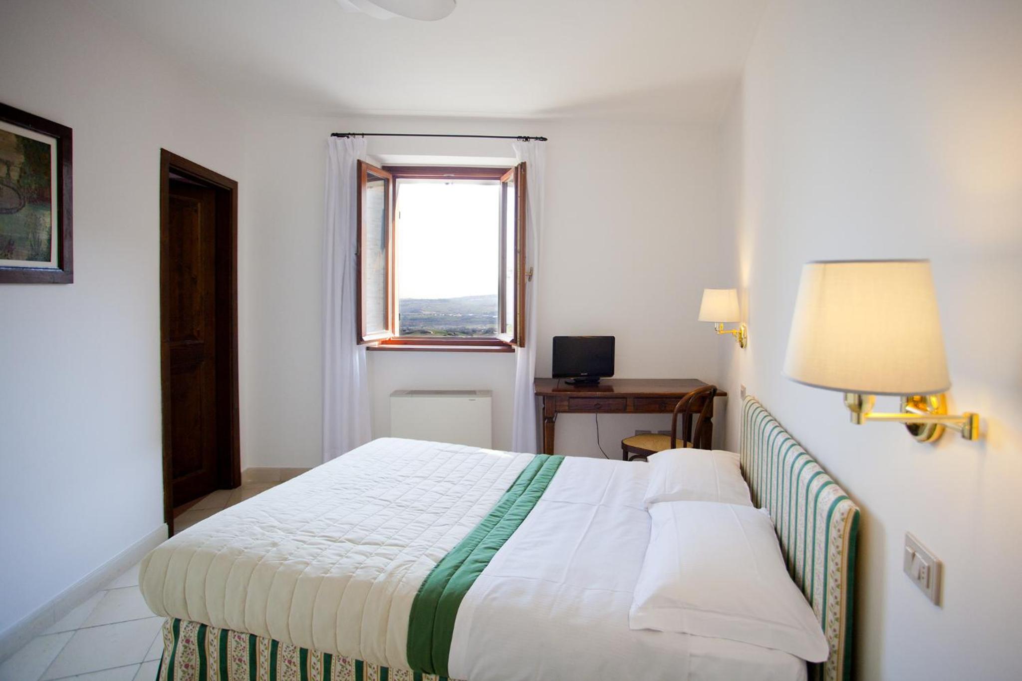 Superior Double or Twin Room photo 2