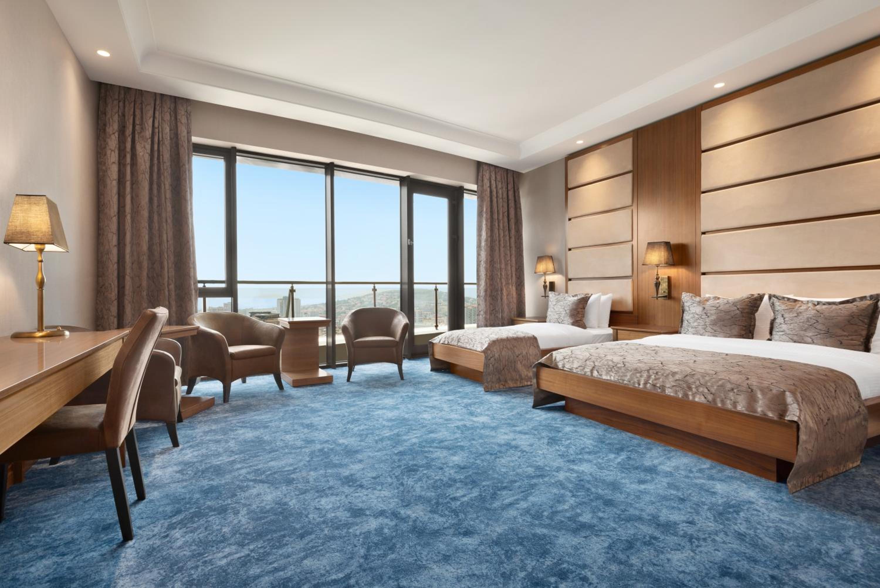 Family Room with Sea View photo 1