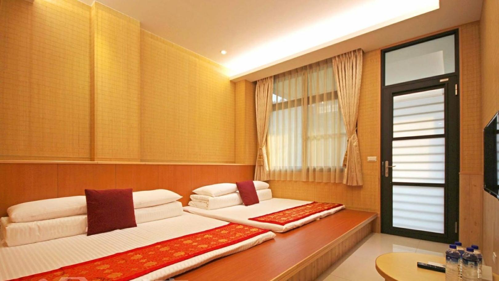 Large Double Room photo 2
