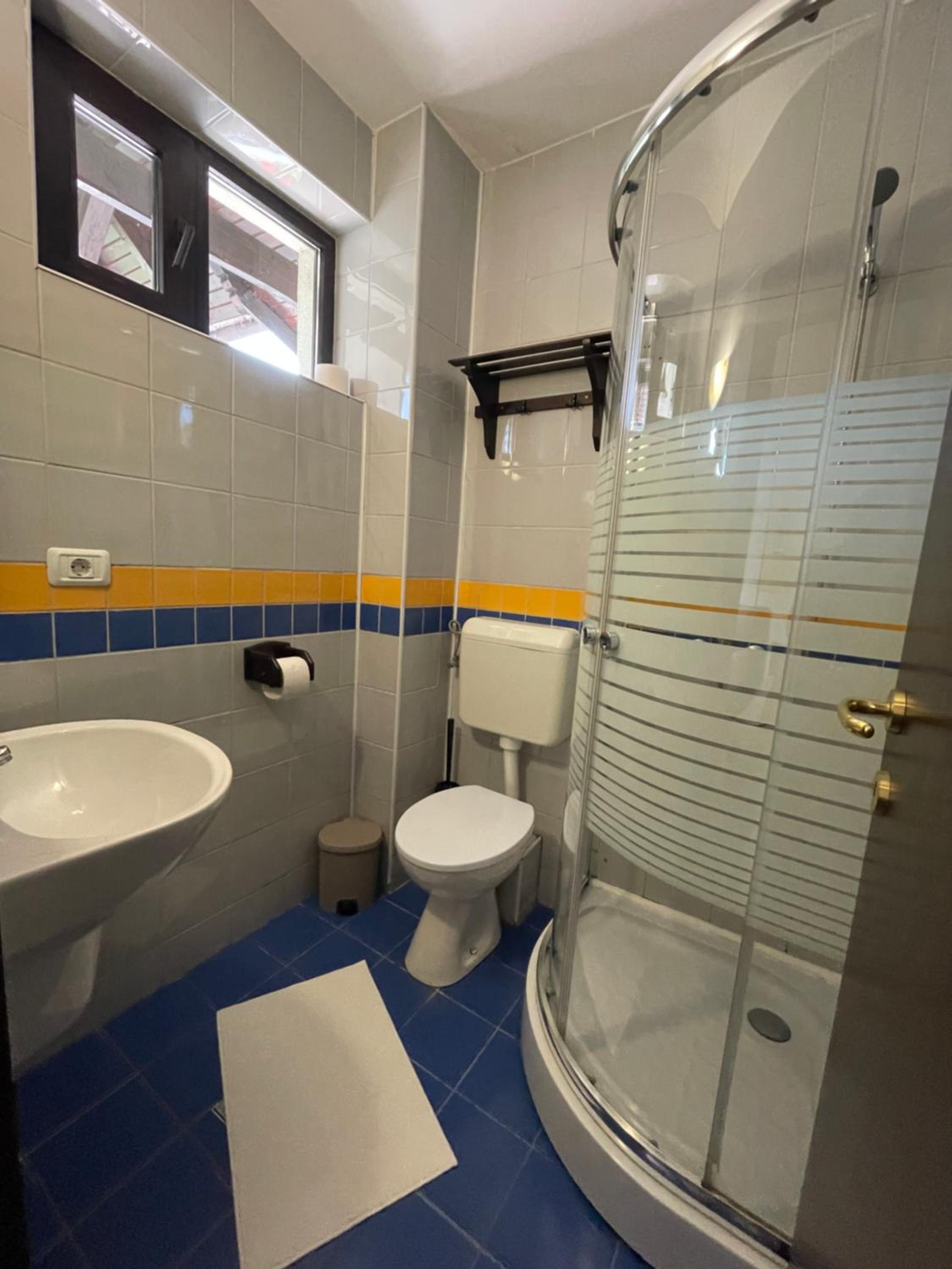 Triple Room with Balcony - Photo 3