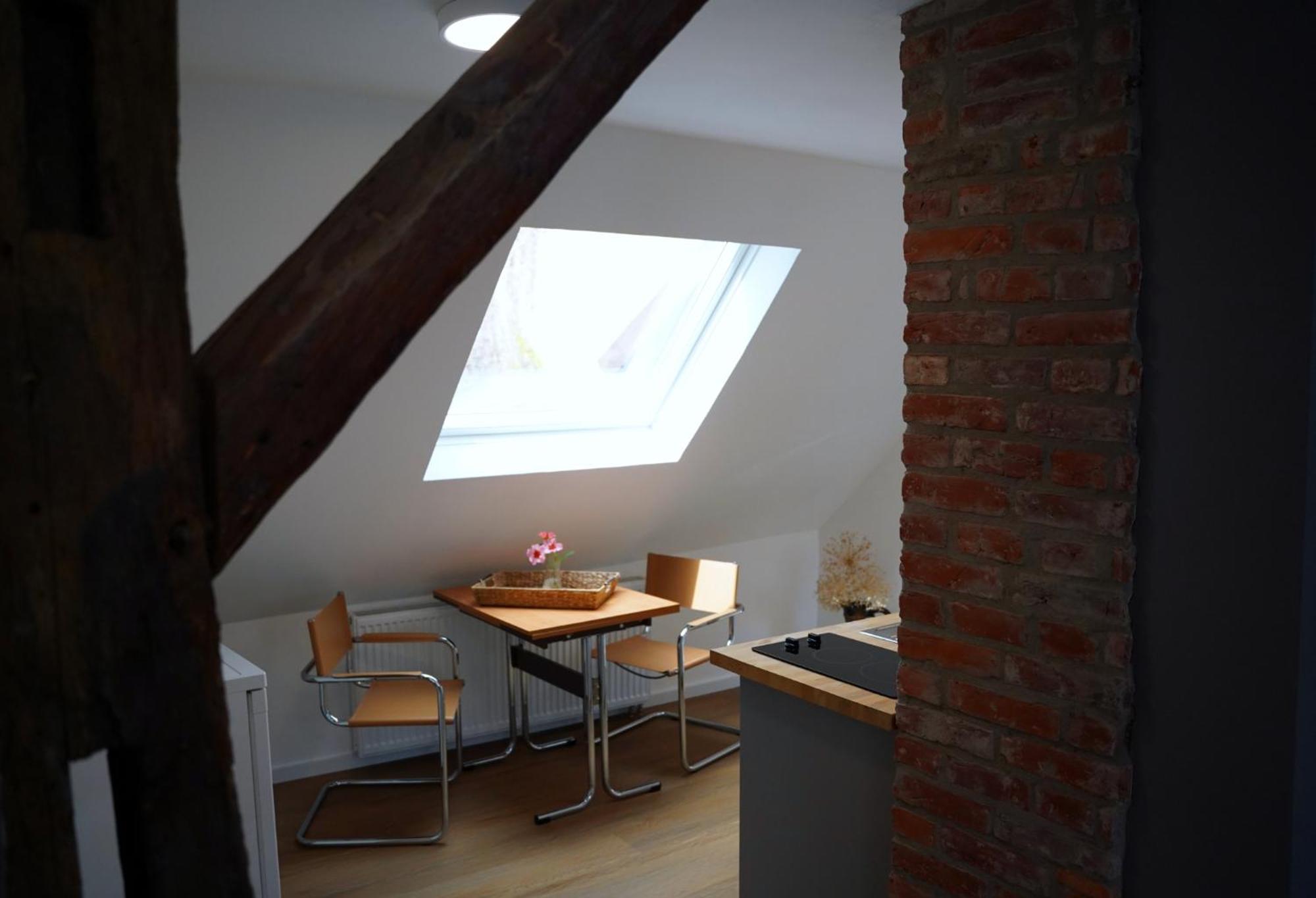 Studio Apartment - Photo 10