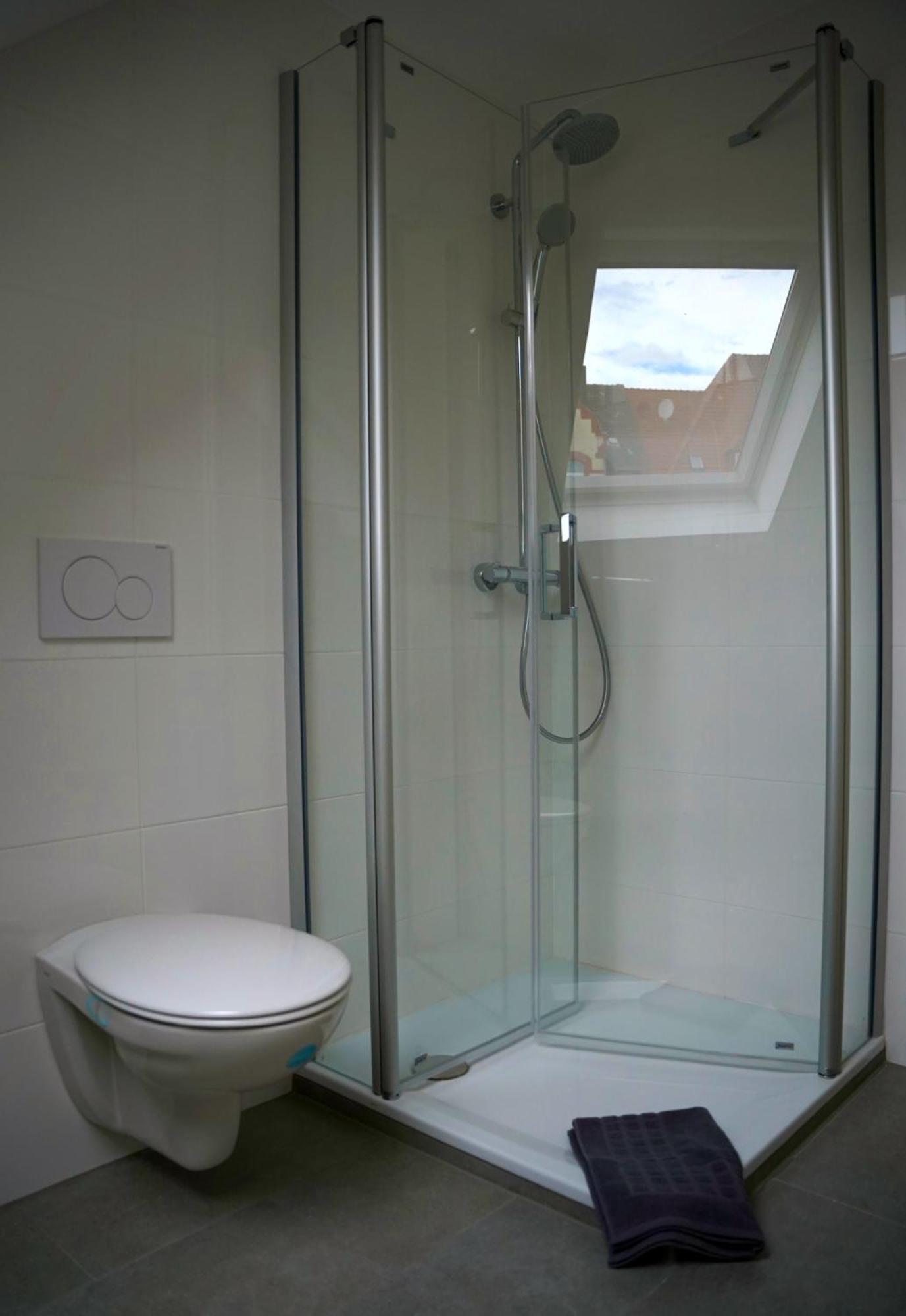 Studio Apartment - Photo 21