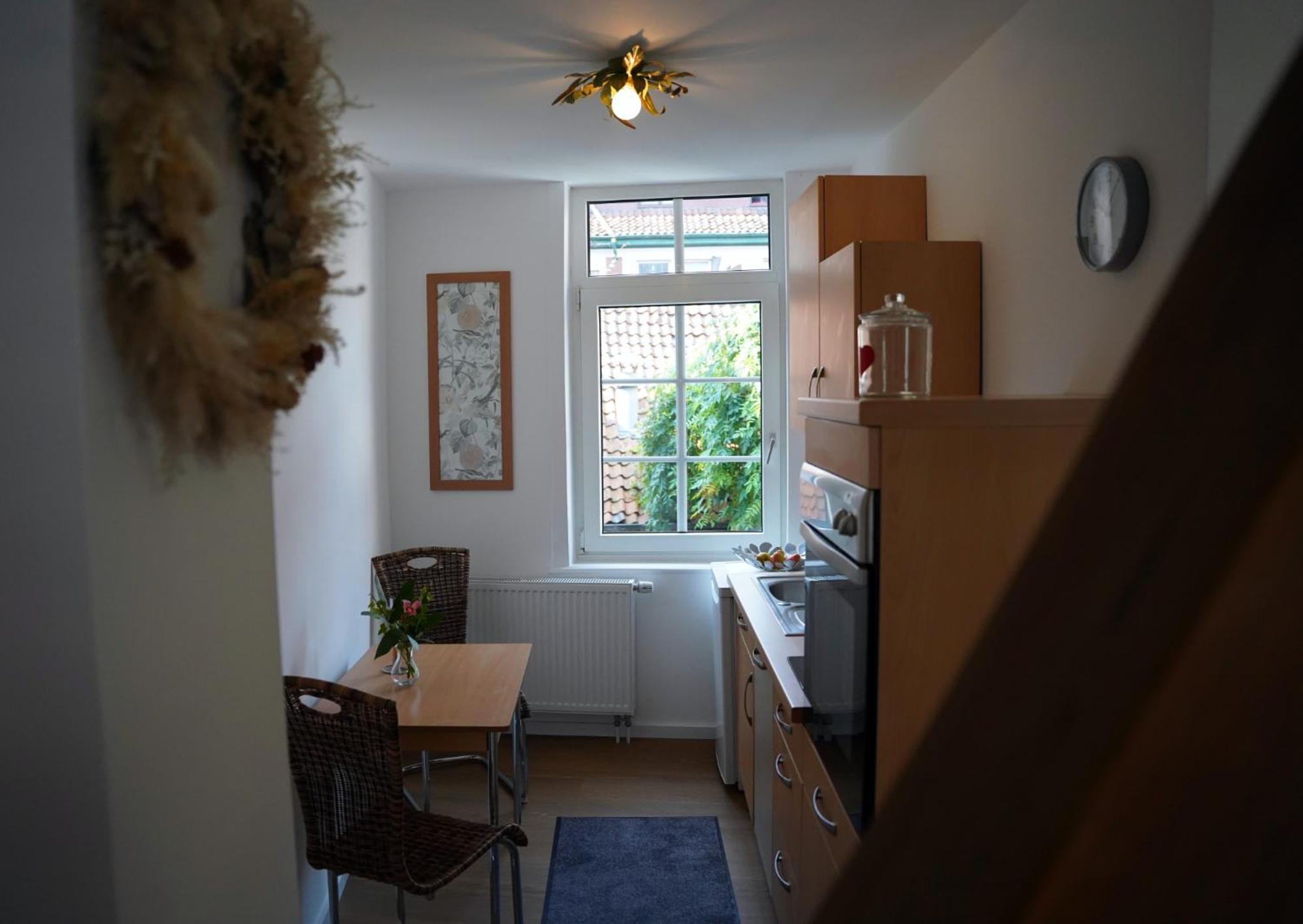 Studio Apartment photo 2