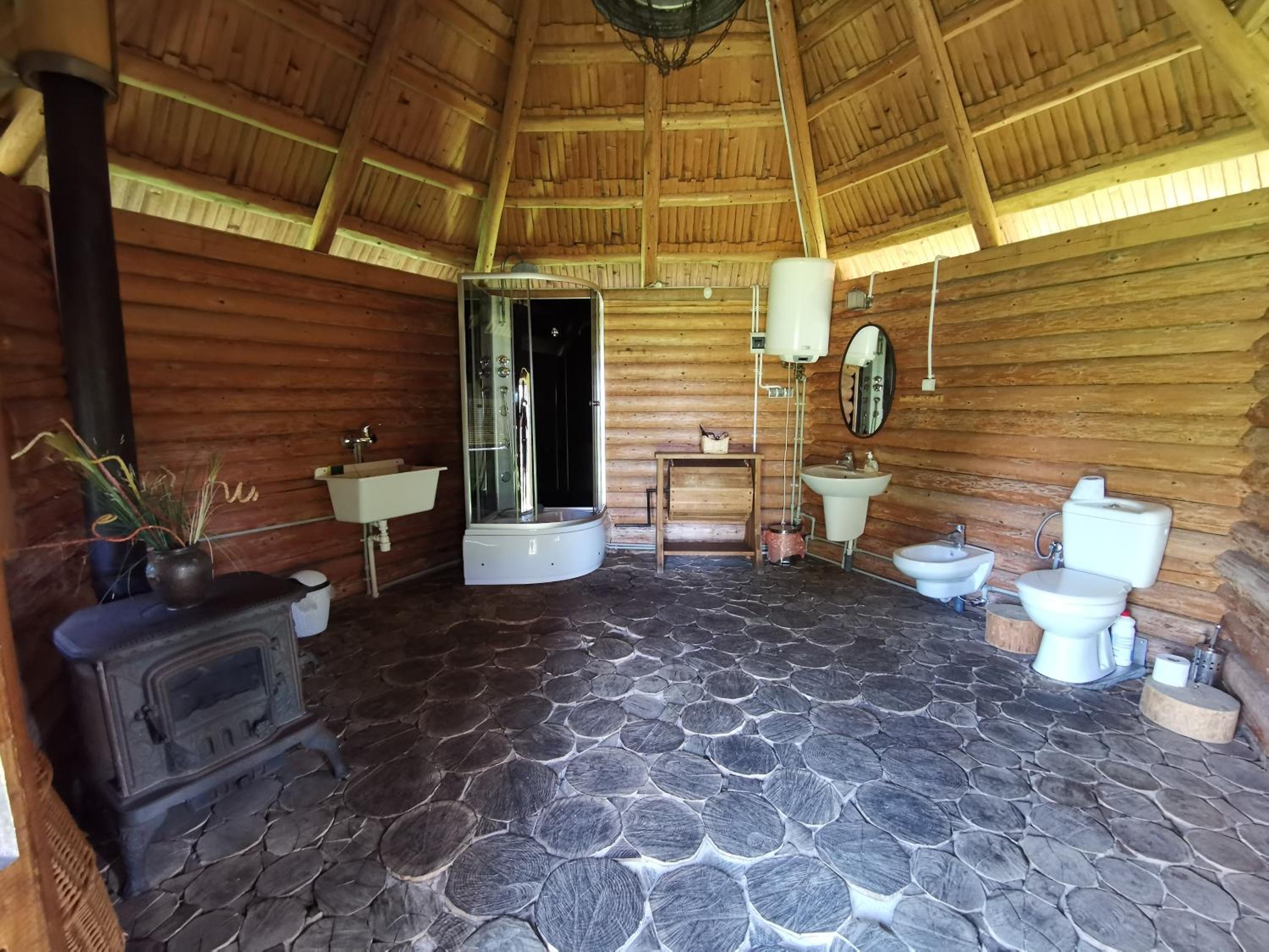 Two-Bedroom Chalet - Photo 4