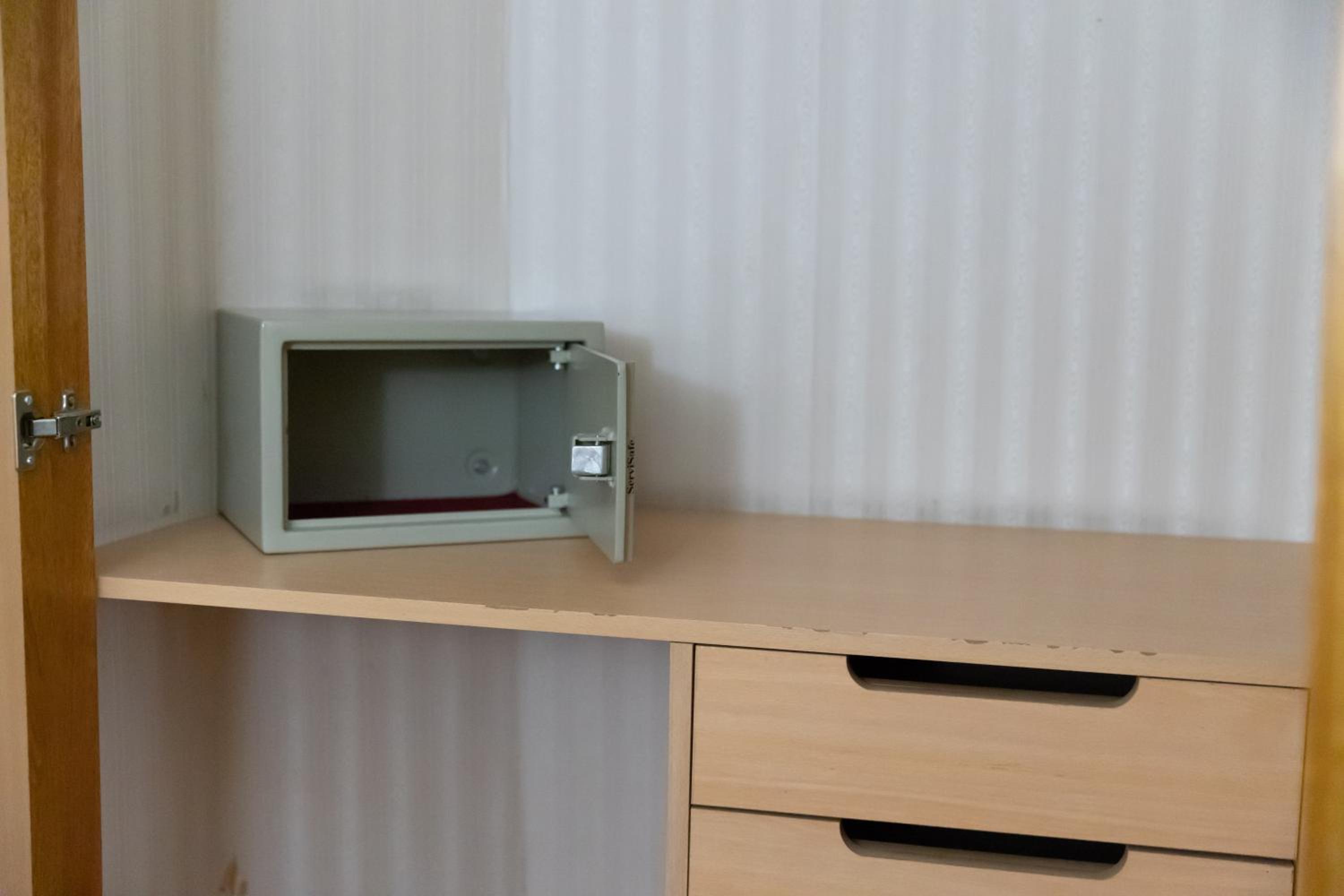 Superior Suite - Photo 2