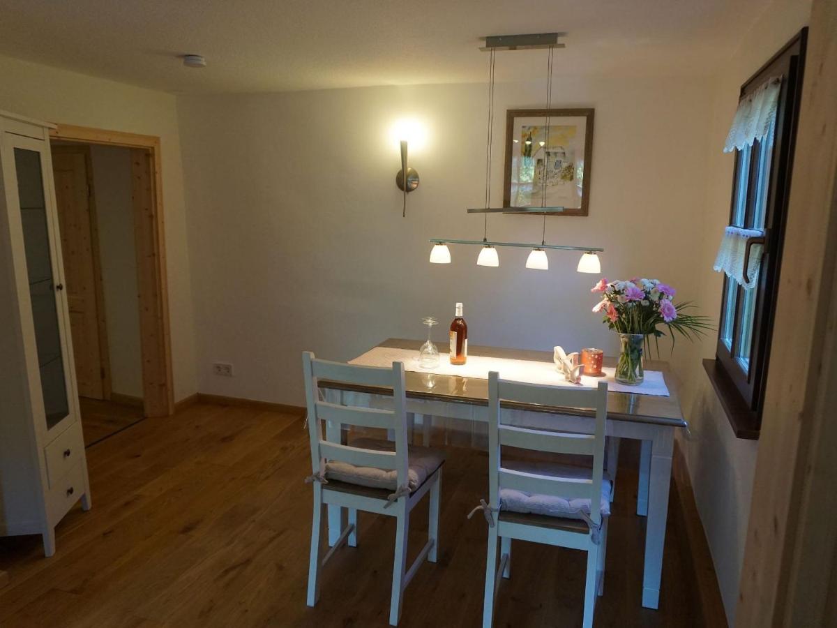 One-Bedroom House photo 1