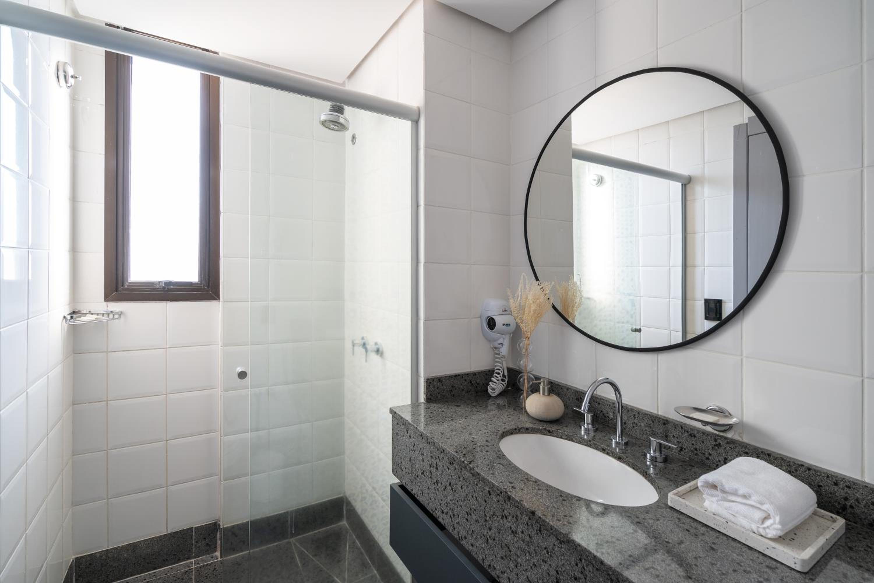 Standard Suite - Photo 2
