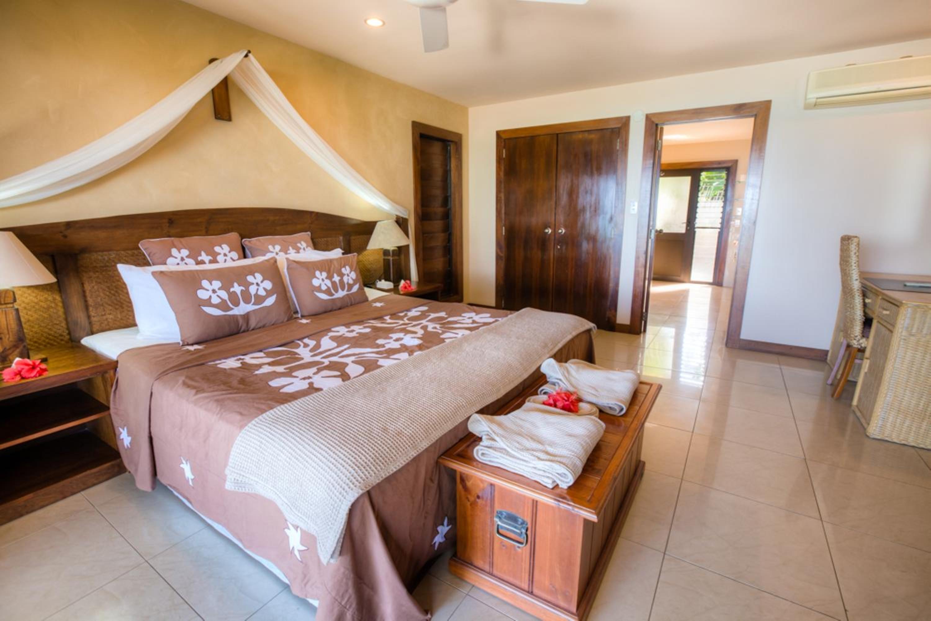 One-Bedroom Villa - Beach Front