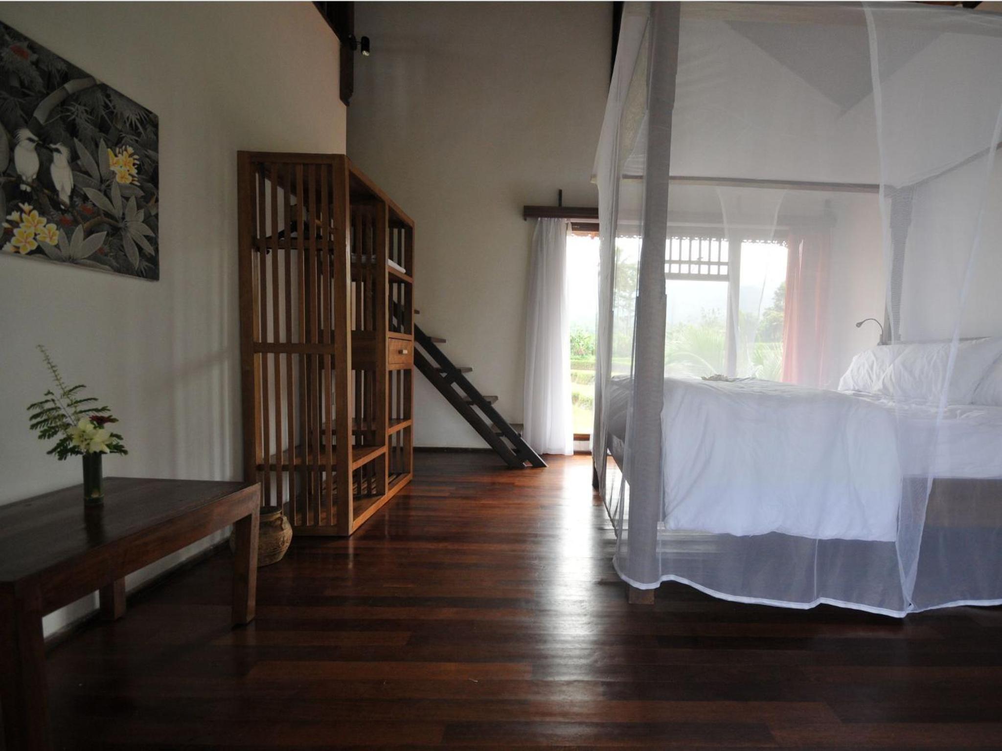 Family Room - Photo 26