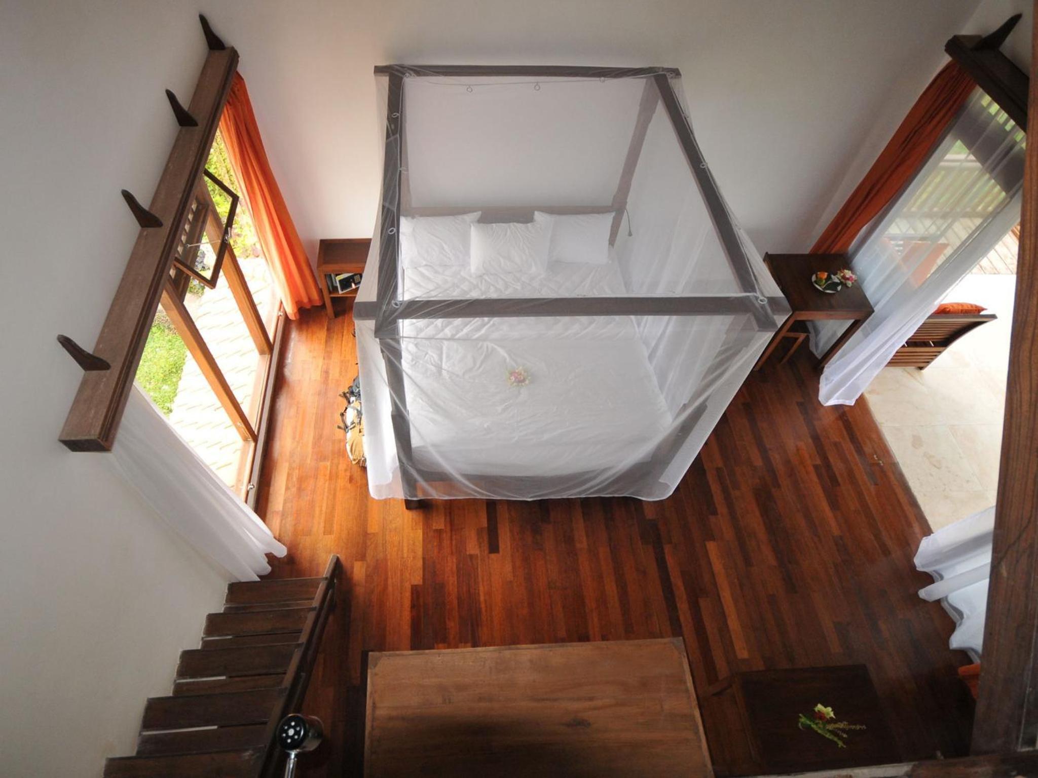 Family Room - Photo 25